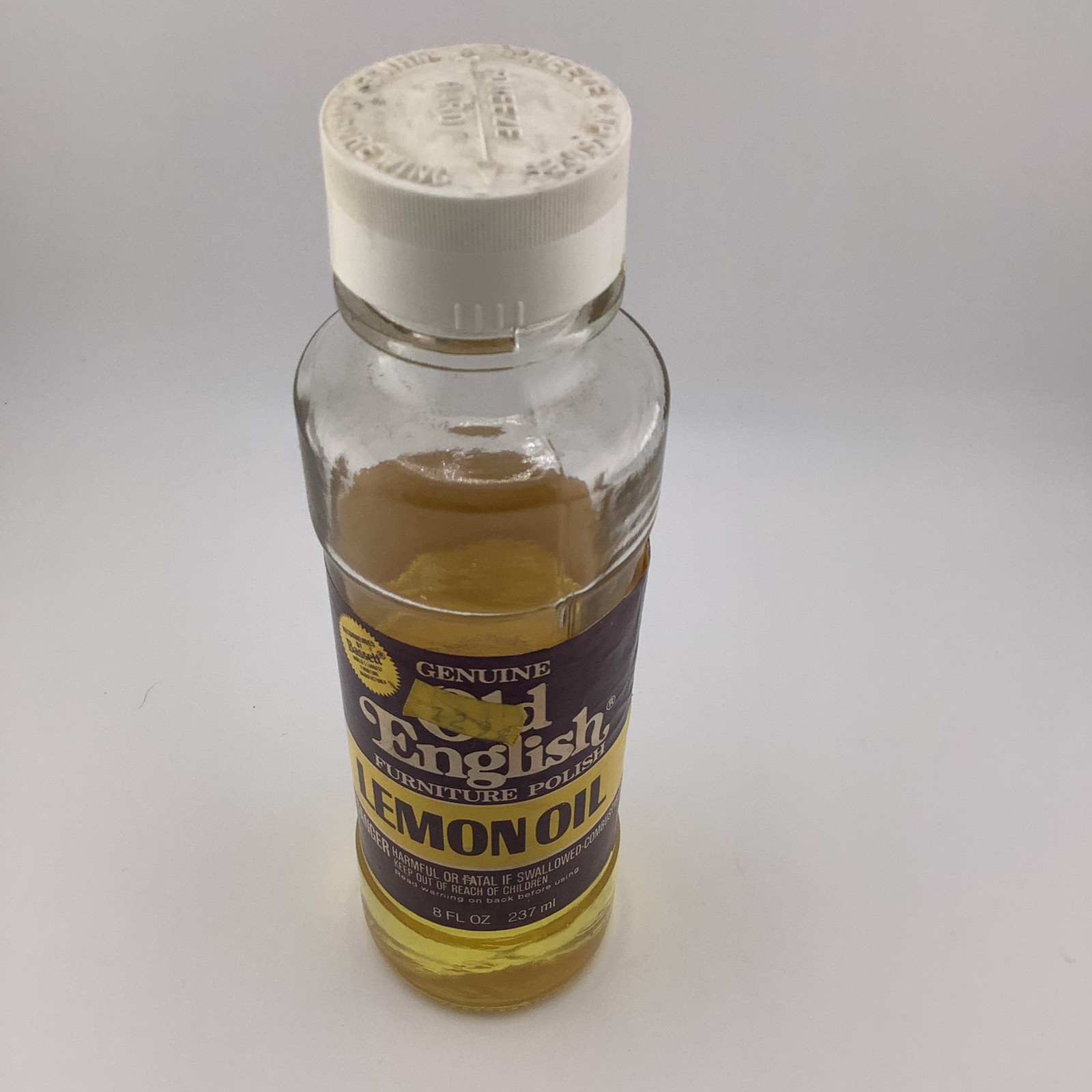 Vintage Made in the USA Genuine Old English Furniture Polish Lemon Oil