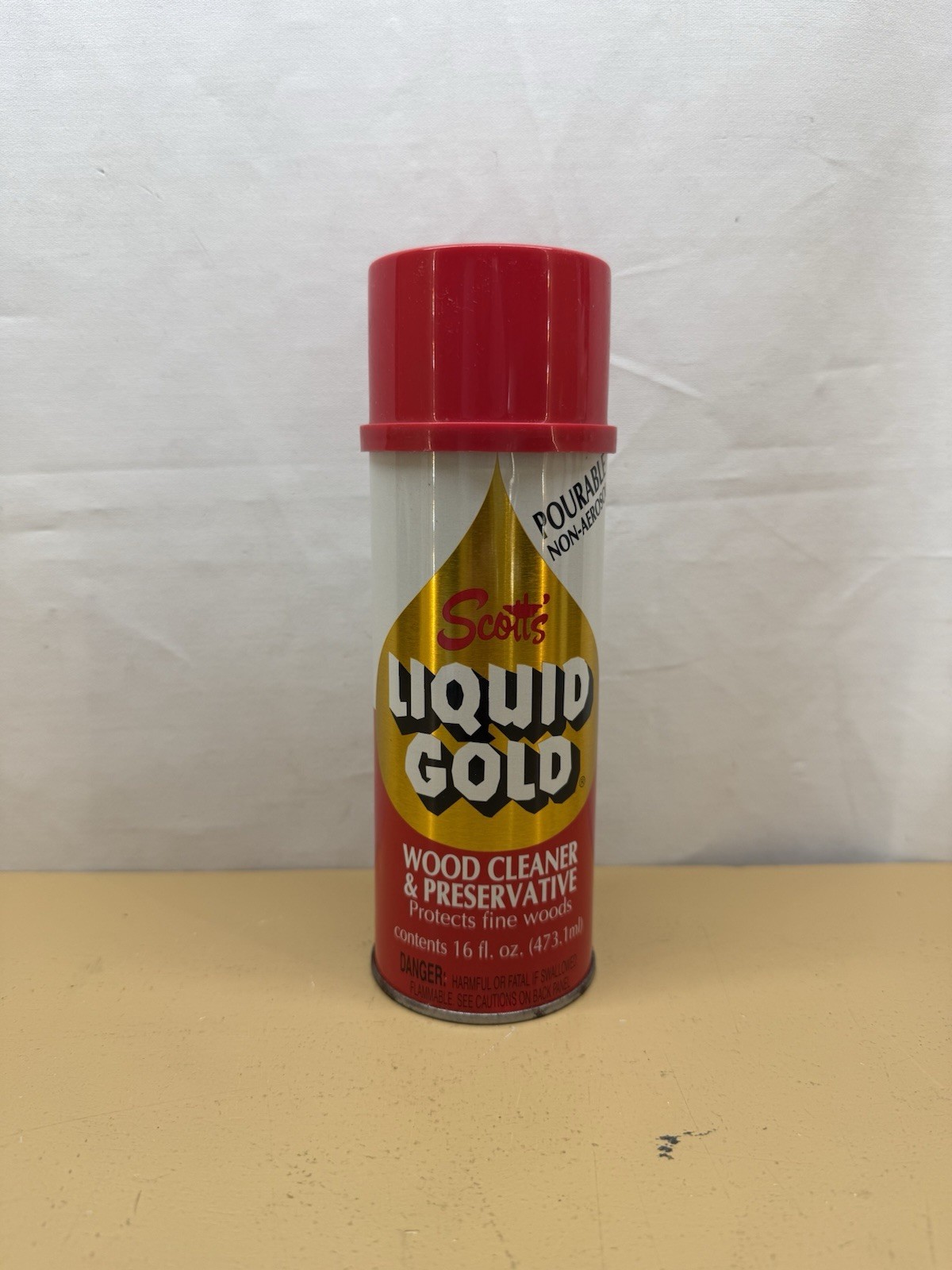 Vintage Scott’s Liquid Gold Wood Cleaner Pourable Top Non Aerosol 16oz