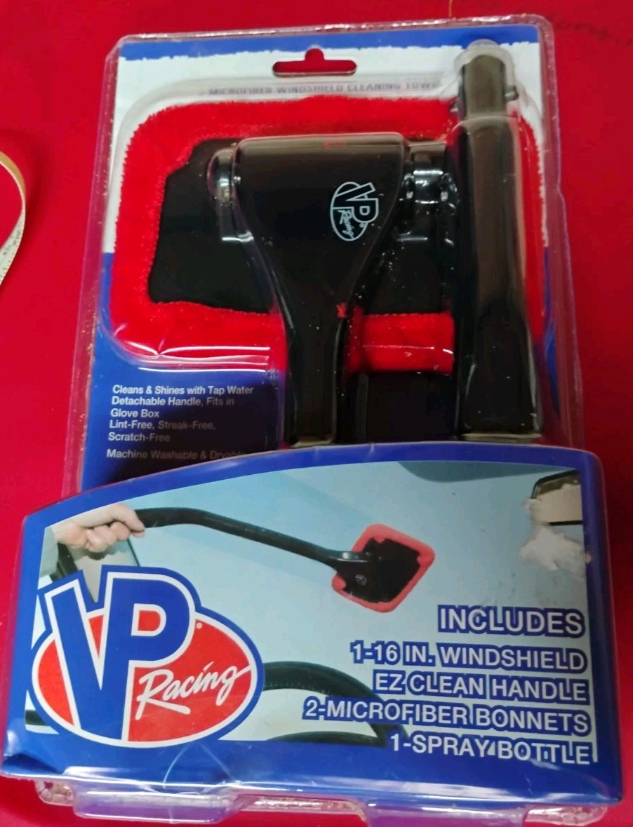 VP Racing Microfiber Car Windshield Cleaning Towel Kit NIB With Spray Bottle
