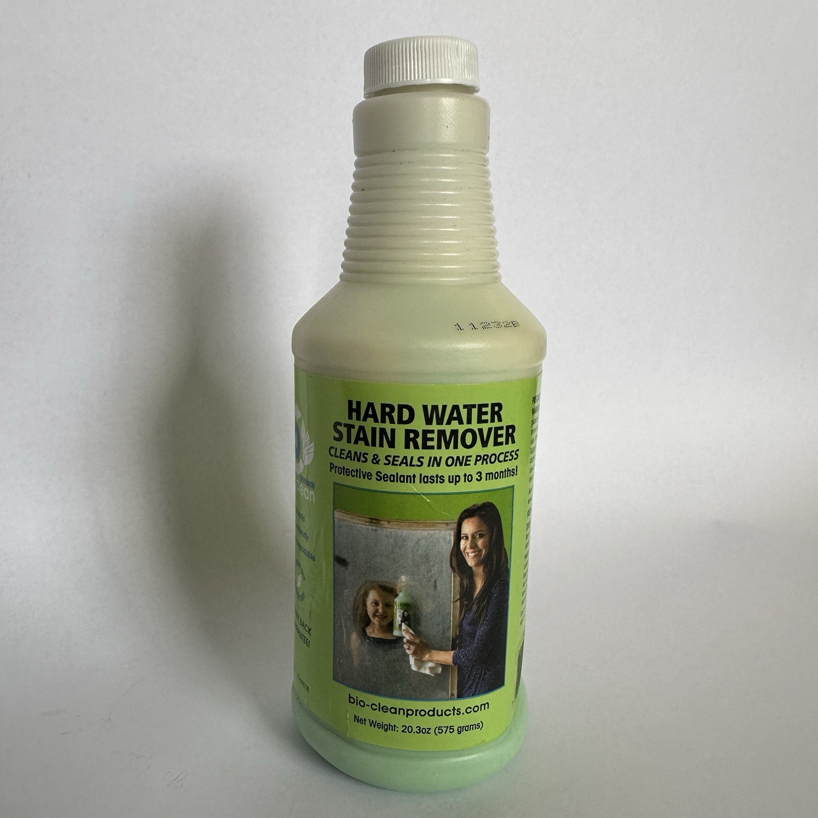 Bio-Clean Products Hard Water Stain Remover 20.3 Oz -Industrial Strength
