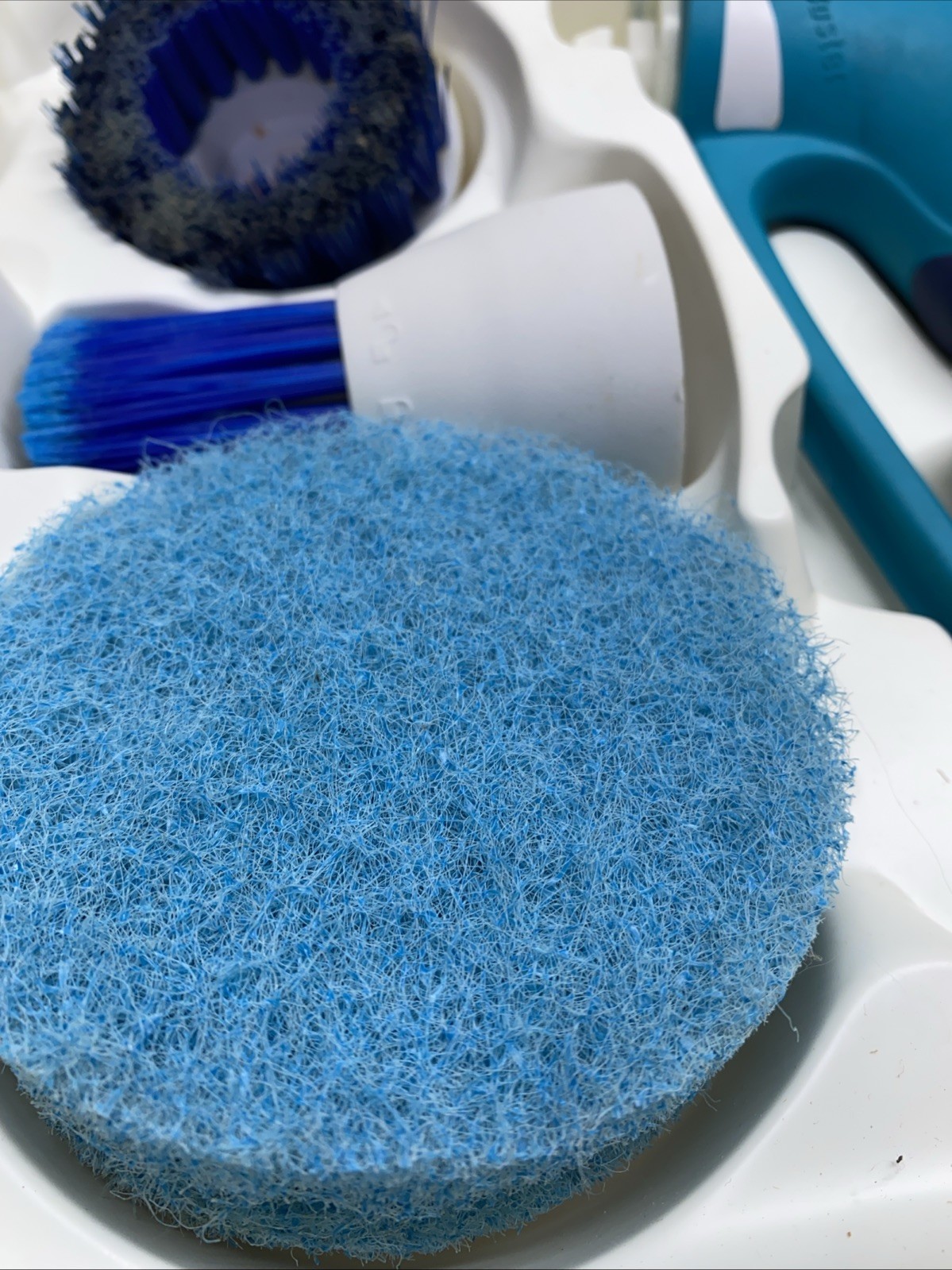 Black &Decker ScumBuster SB400 Cordless Scrubber Kit Blue VersaPak-Used-Open Box