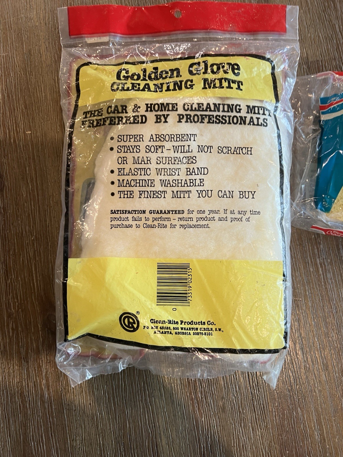 Vintage Cleaning Supplies Golden Glove Cleaning Glove And Sponges Retro Kitchen