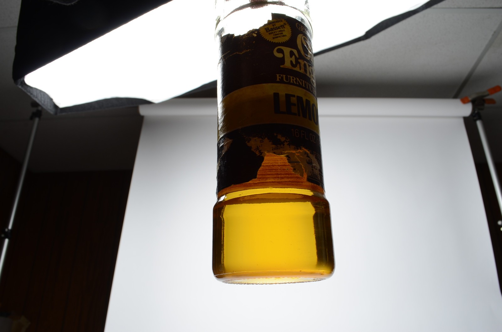 Old English Lemon Oil Furniture Polish 16 fl oz Approx 60% Full Glass Vintage