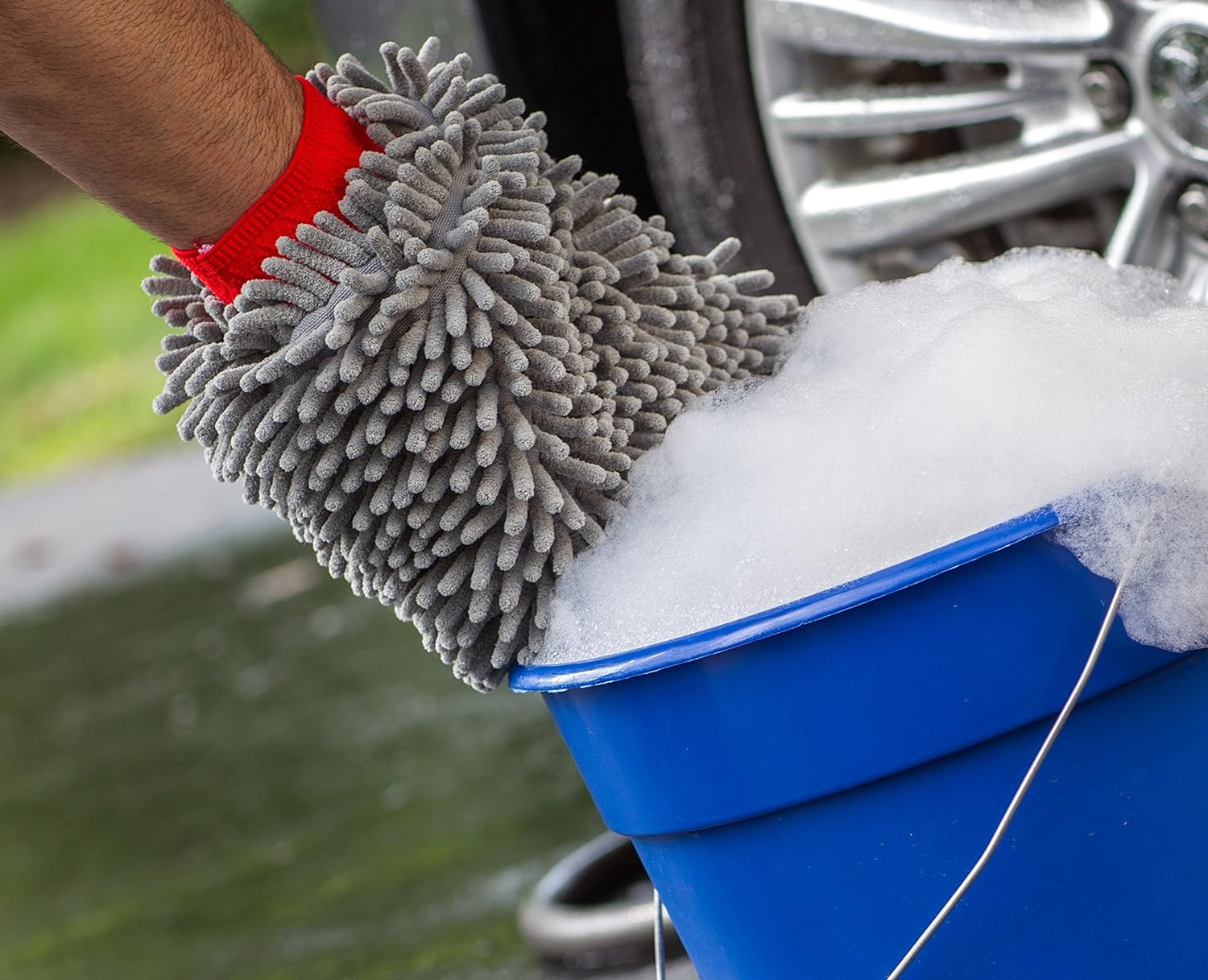 968801 Premium Chenille Car Wash Mitt – Scratch & Lint Free