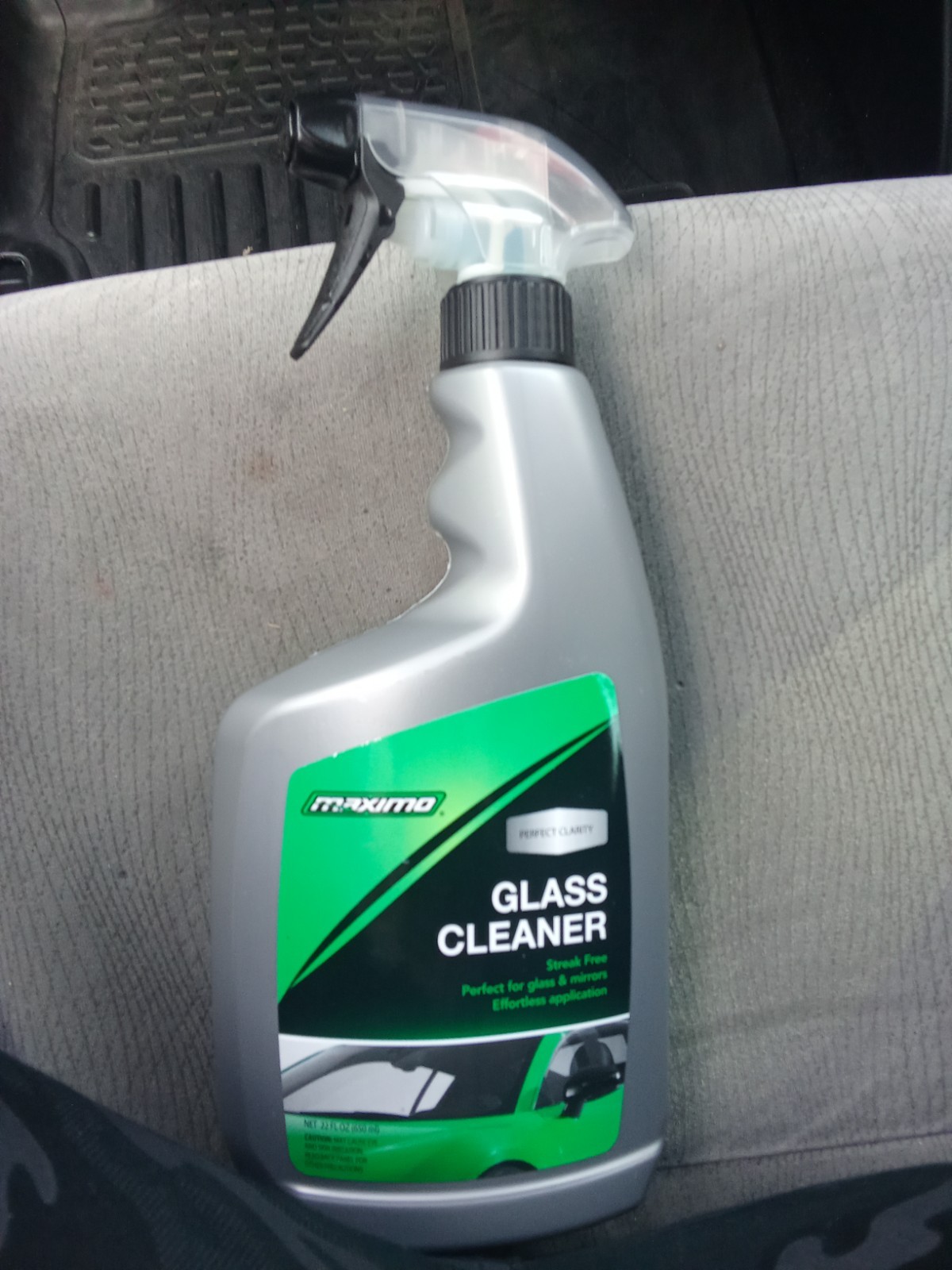GLASS CLEANER FOR CAR PERFECT CLARITY
