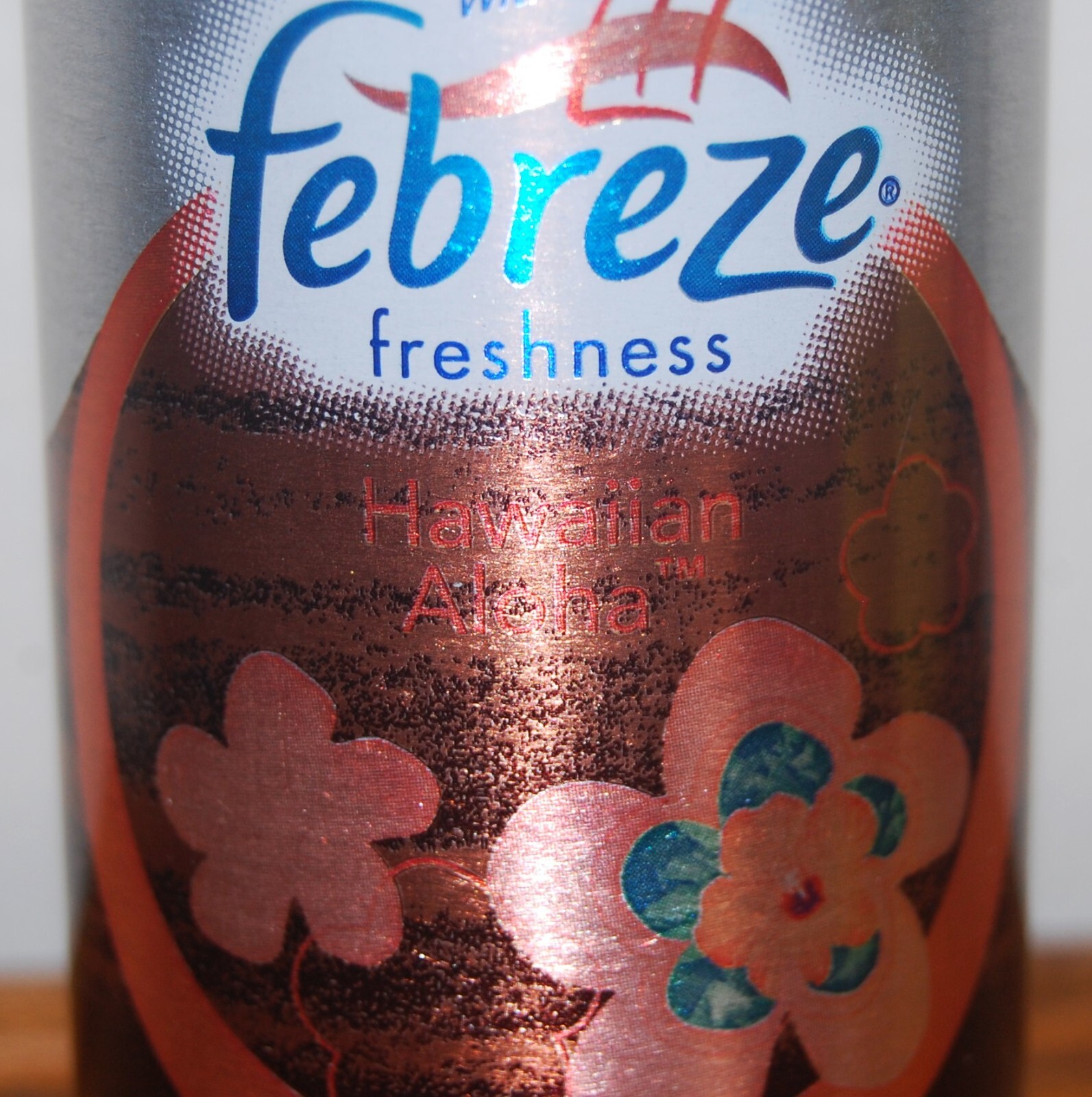 1 Can Swiffer Dust & Shine Furniture Spray with Febreze, Hawaiian Aloha