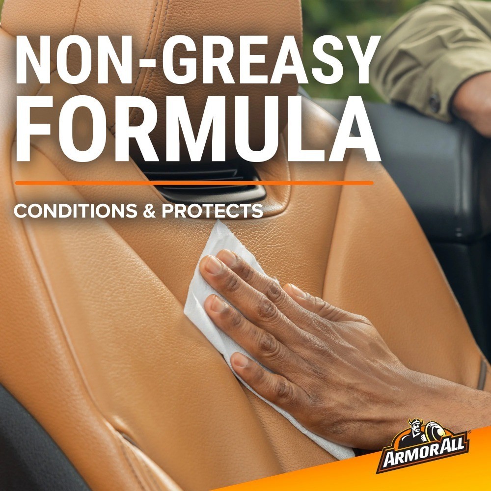 Leather Car Cleaning Wipes with Beeswax 20 Count for Auto Interior Care