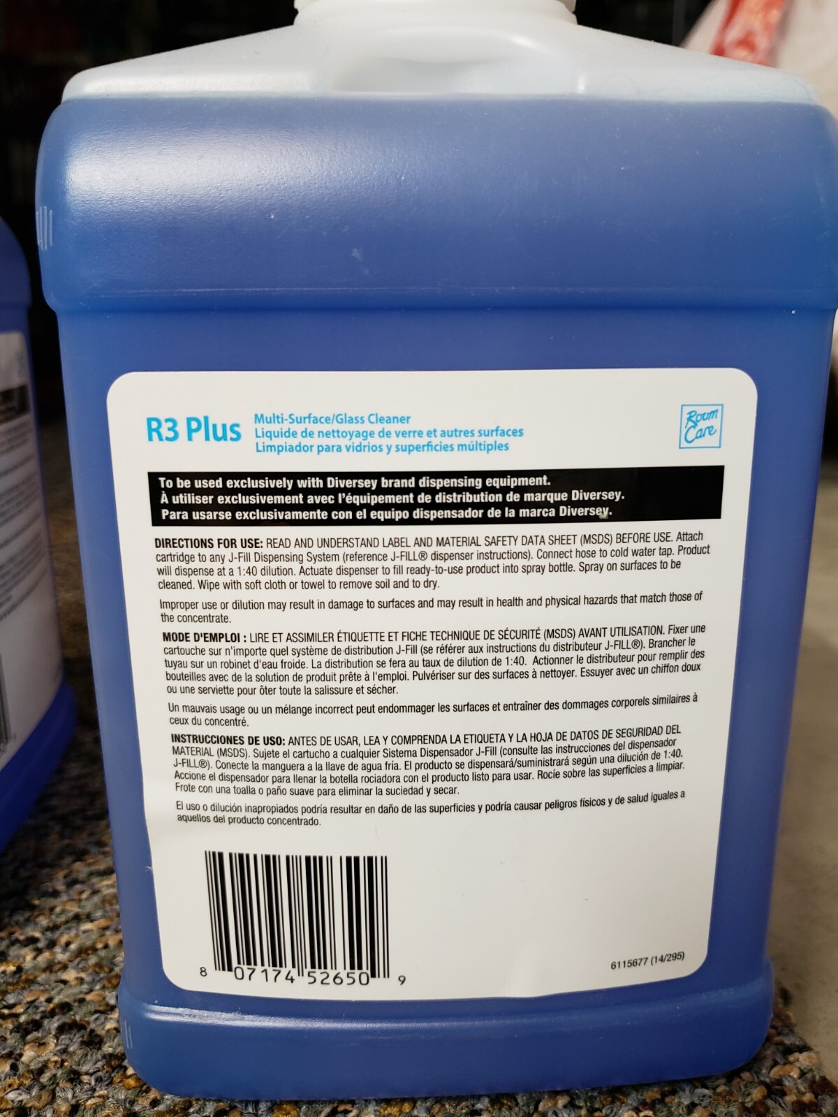 Lot of 2 Diversey 95722109 RoomCare R3 Plus 2.5 L Multi-surface & Glass Cleaner