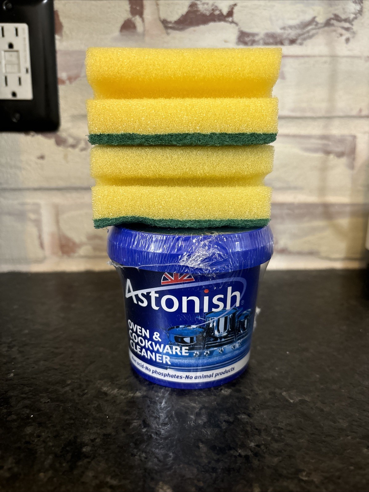 Astonish Oven & Cookware Cleaner Paste 17oz (500g) Sealed With Two Sponges