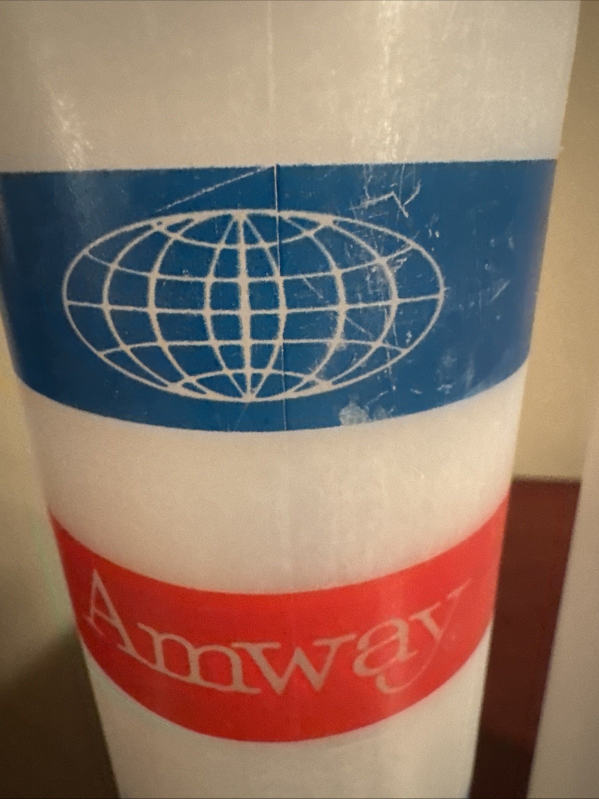 Two Vintage 1975 Amway Plastic Squirt Top Bottles 16 Oz Cleaner Dispenser 2 Cup