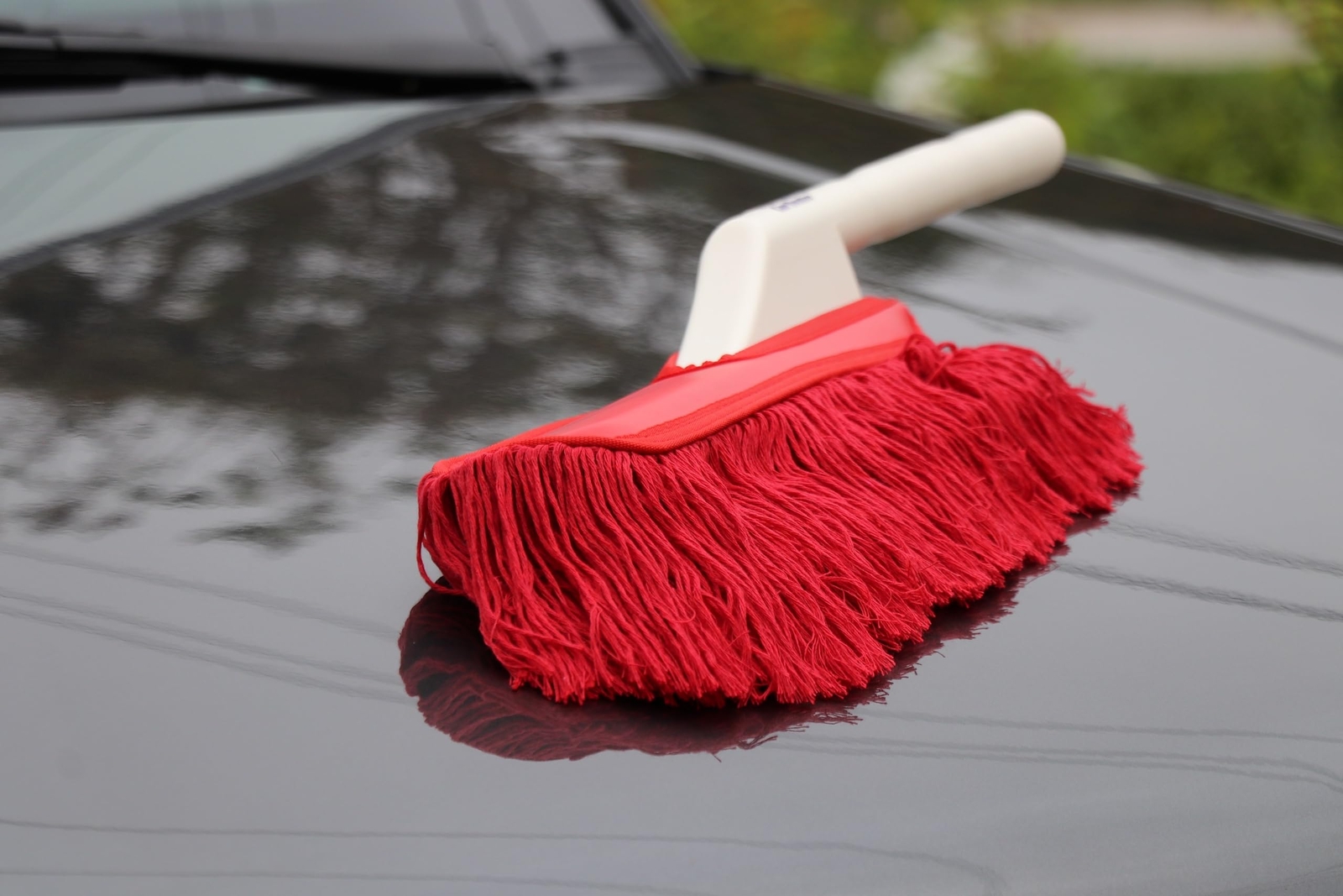 The Original California Car Duster Detailing Kit with Plastic Handle Model