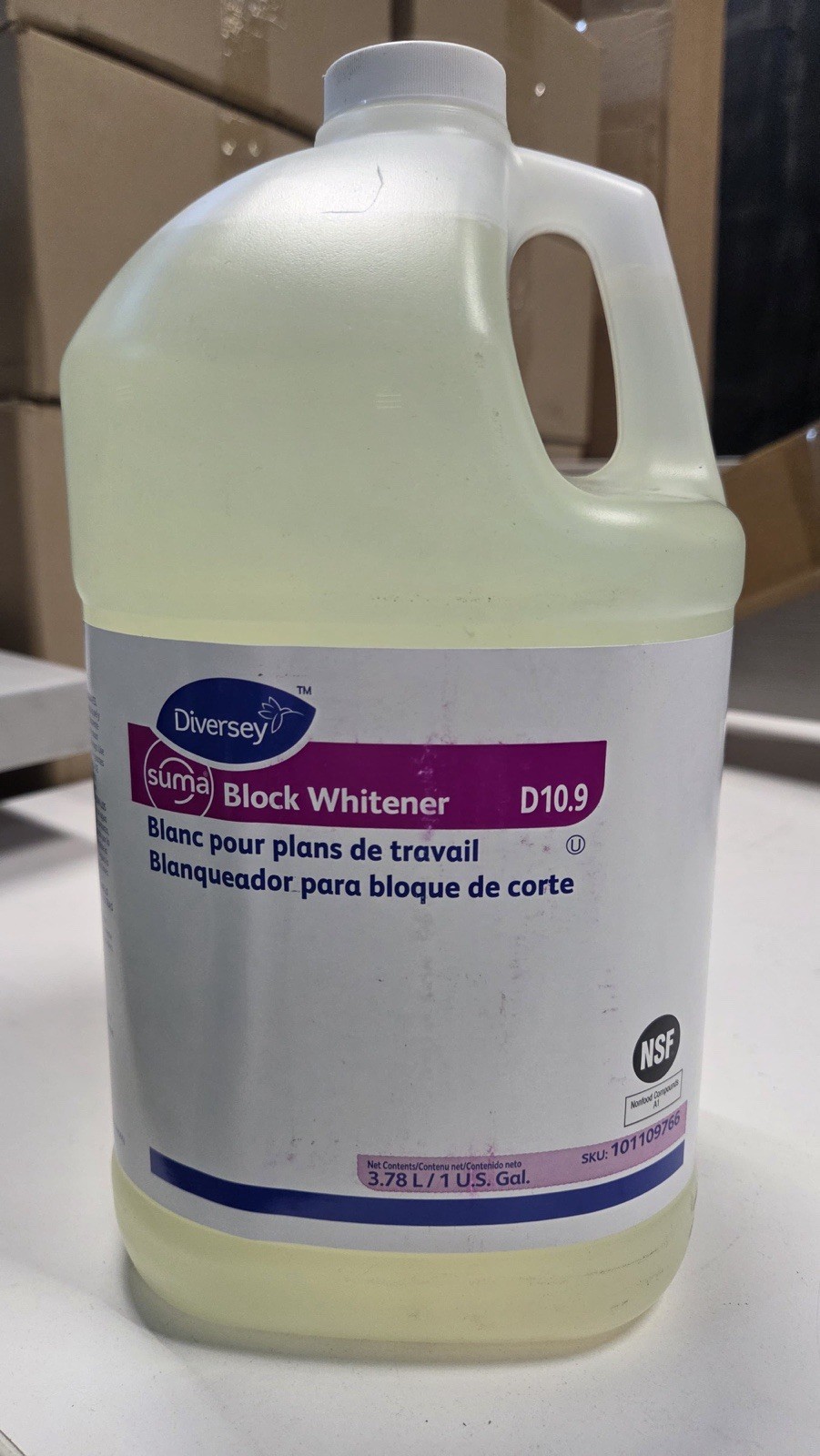 Diversey Suma Block Whitener D10.9, For Cutting Board Plastic Surfaces 1gal