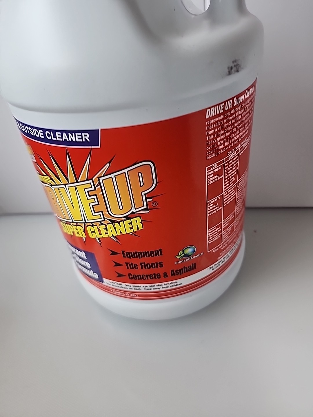 Degreaser 1 Gal – Multi Surface, Industrial Strength, Motor Oil & Grease Removel