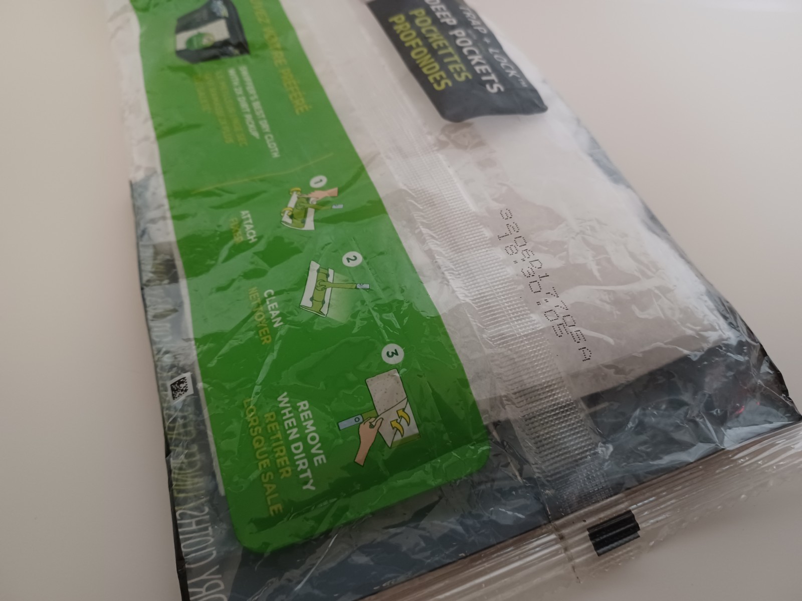 Swiffer Heavy Duty Dry Sweeping Cloths Deep Pockets Total 2 Dry Cloths -OPEN