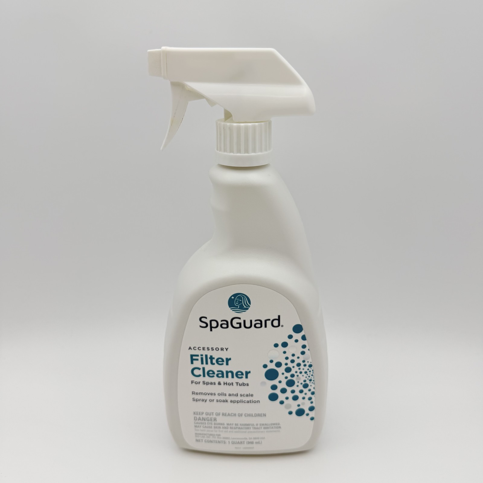 SpaGuard Filter Cleaner for Spas Hot Tubs Removes Oils Scale 1 Quart 946mL