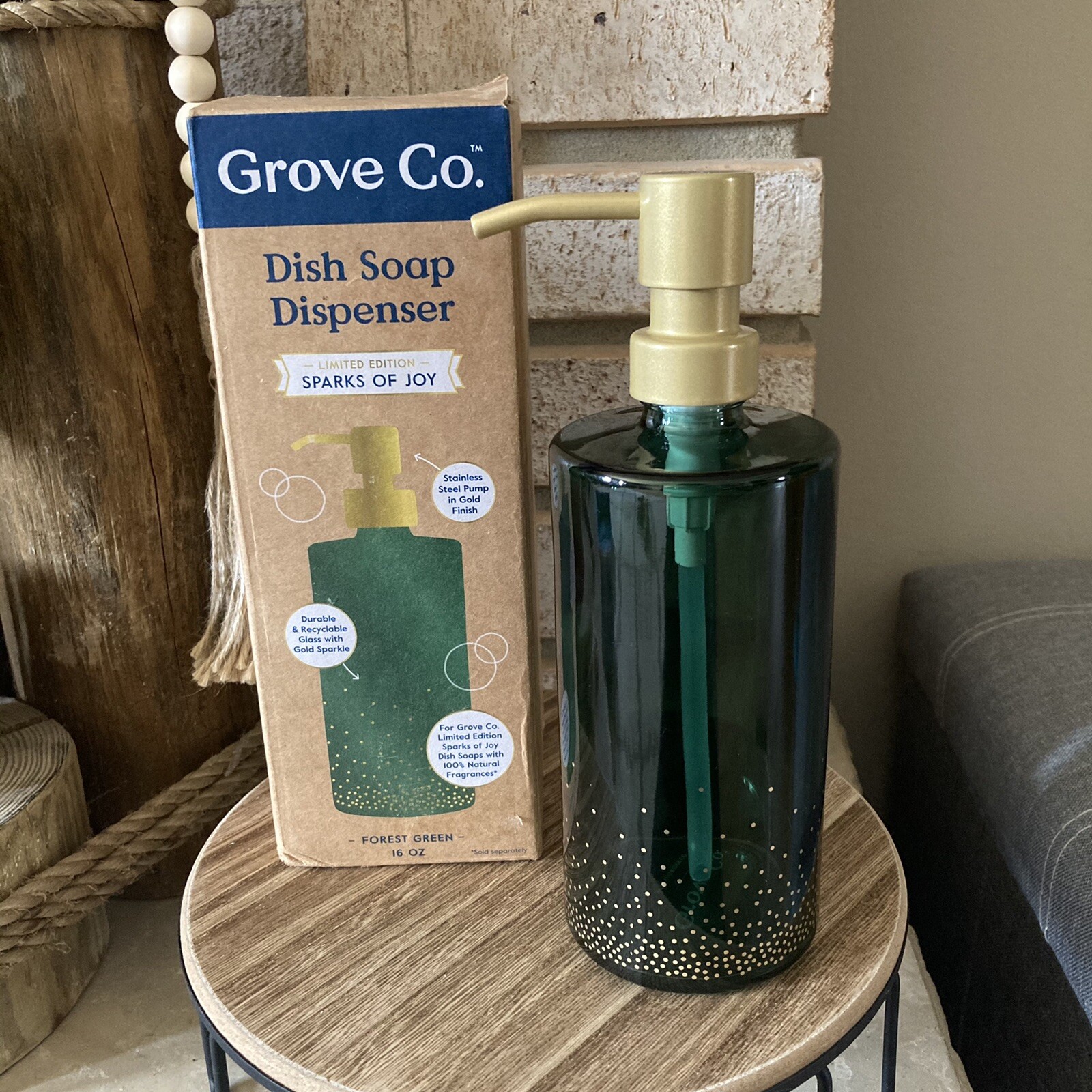 Grove Co GLASS Dish Soap Dispenser – Sparks of Joy – 16oz – Green And Gold *NEW*