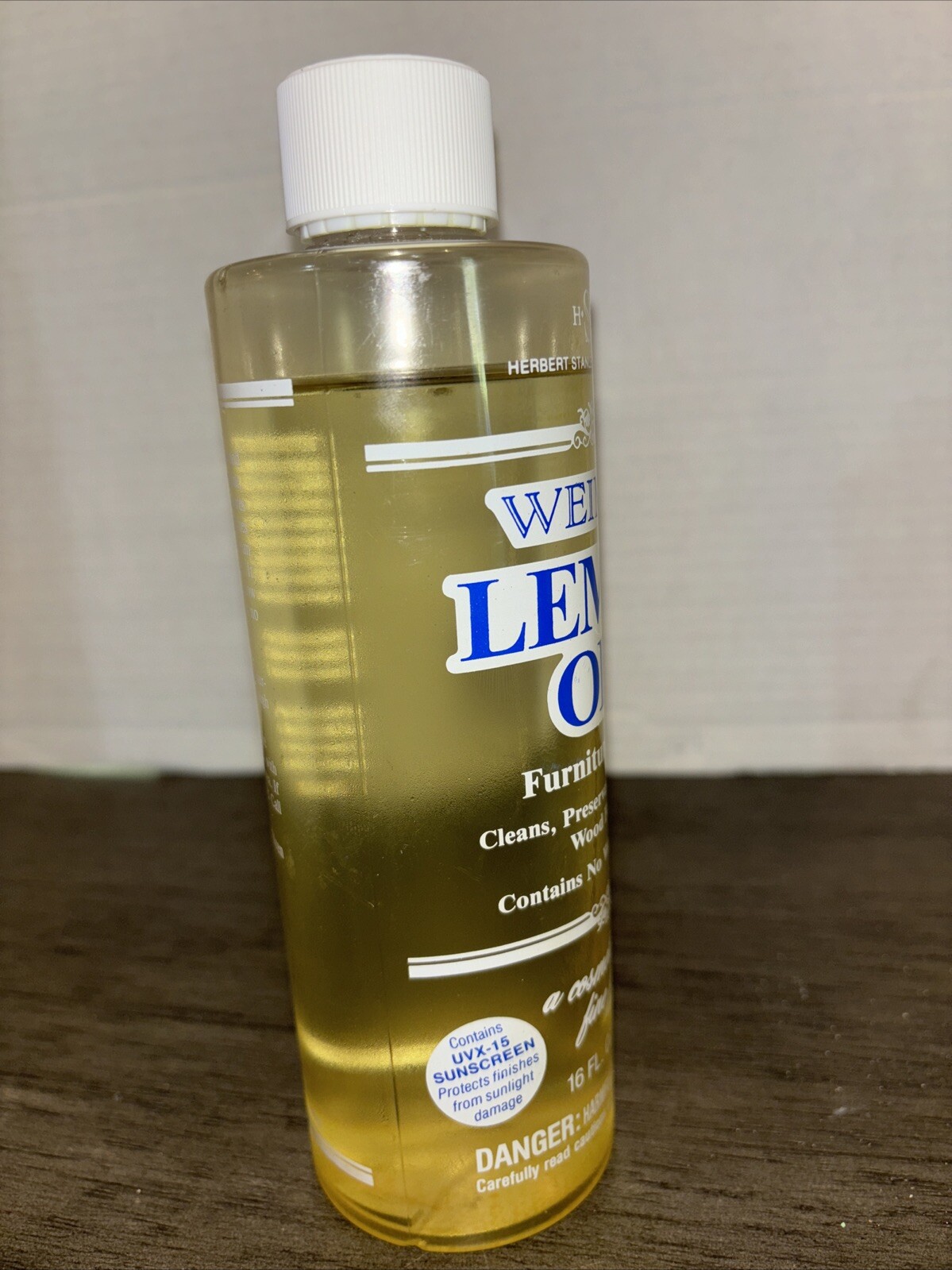 Vintage Weiman Natural Lemon Oil Furniture Polish With Sunscreen 16 oz 95% Full