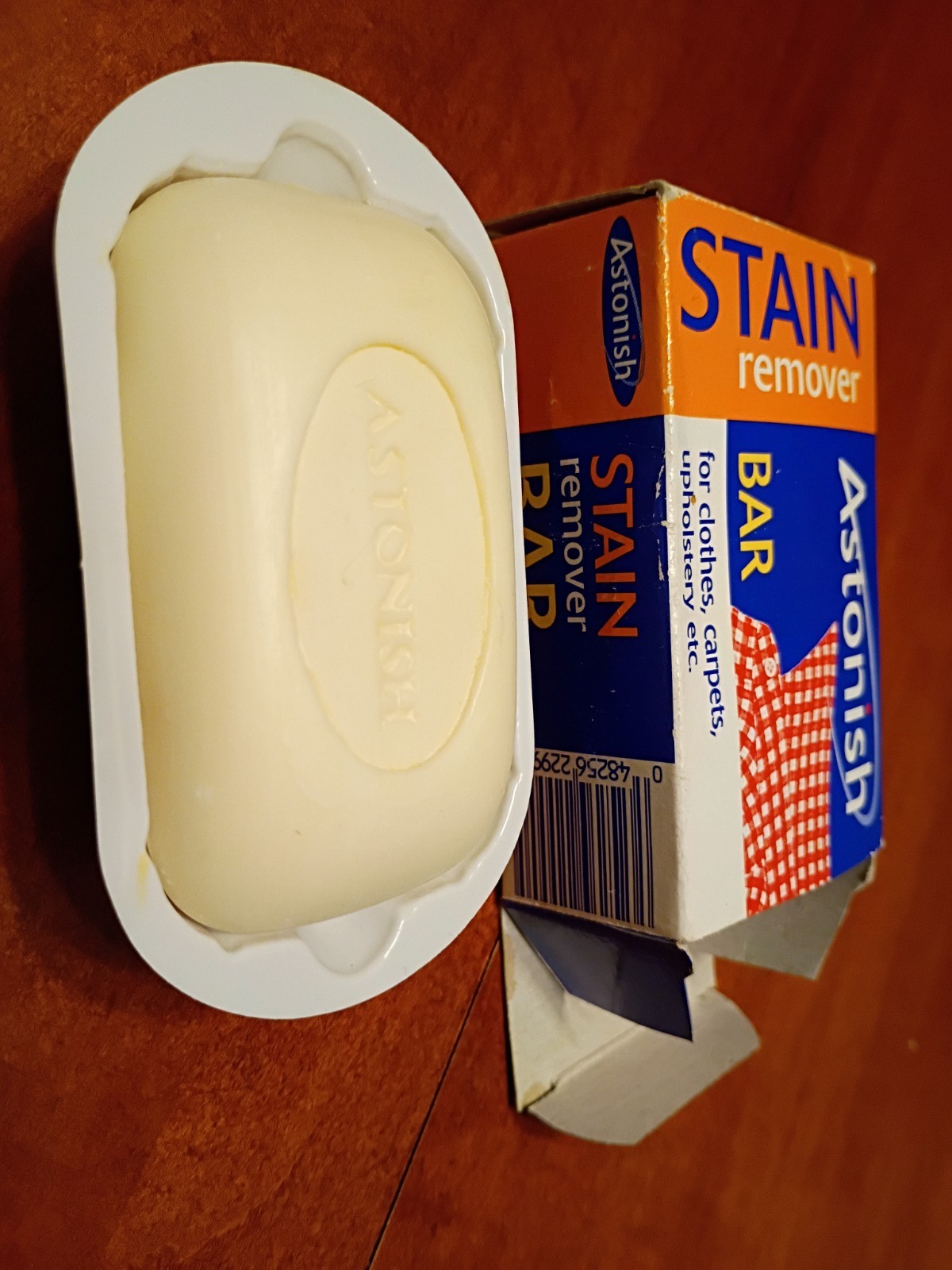 Astonish Stain Remover Bar Clothes Carpet Upholstery Pre Laundry Fabric 75g.