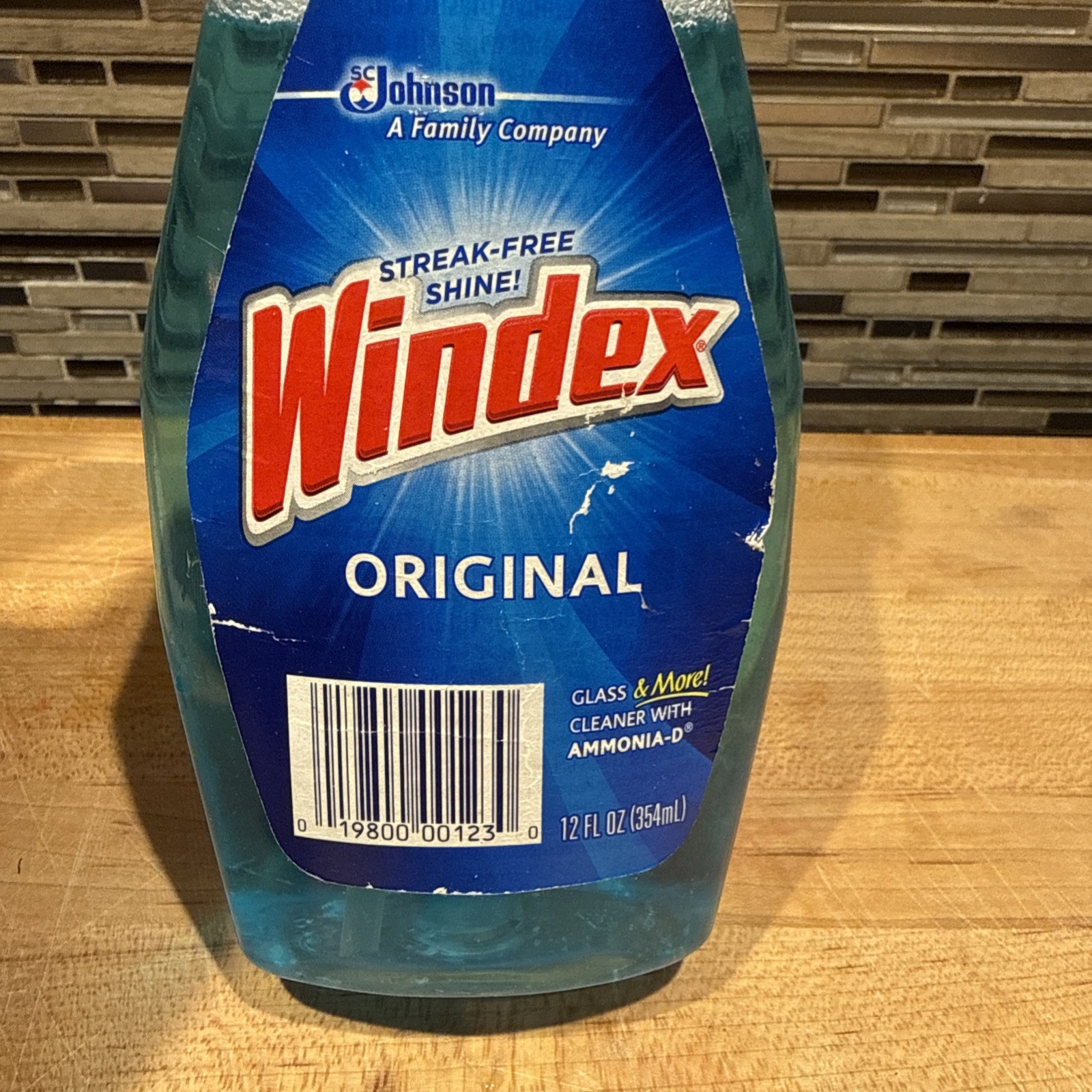 Effortless Windex Glass Cleaner, 12 fl oz – Ideal for Streak-Free Surfaces