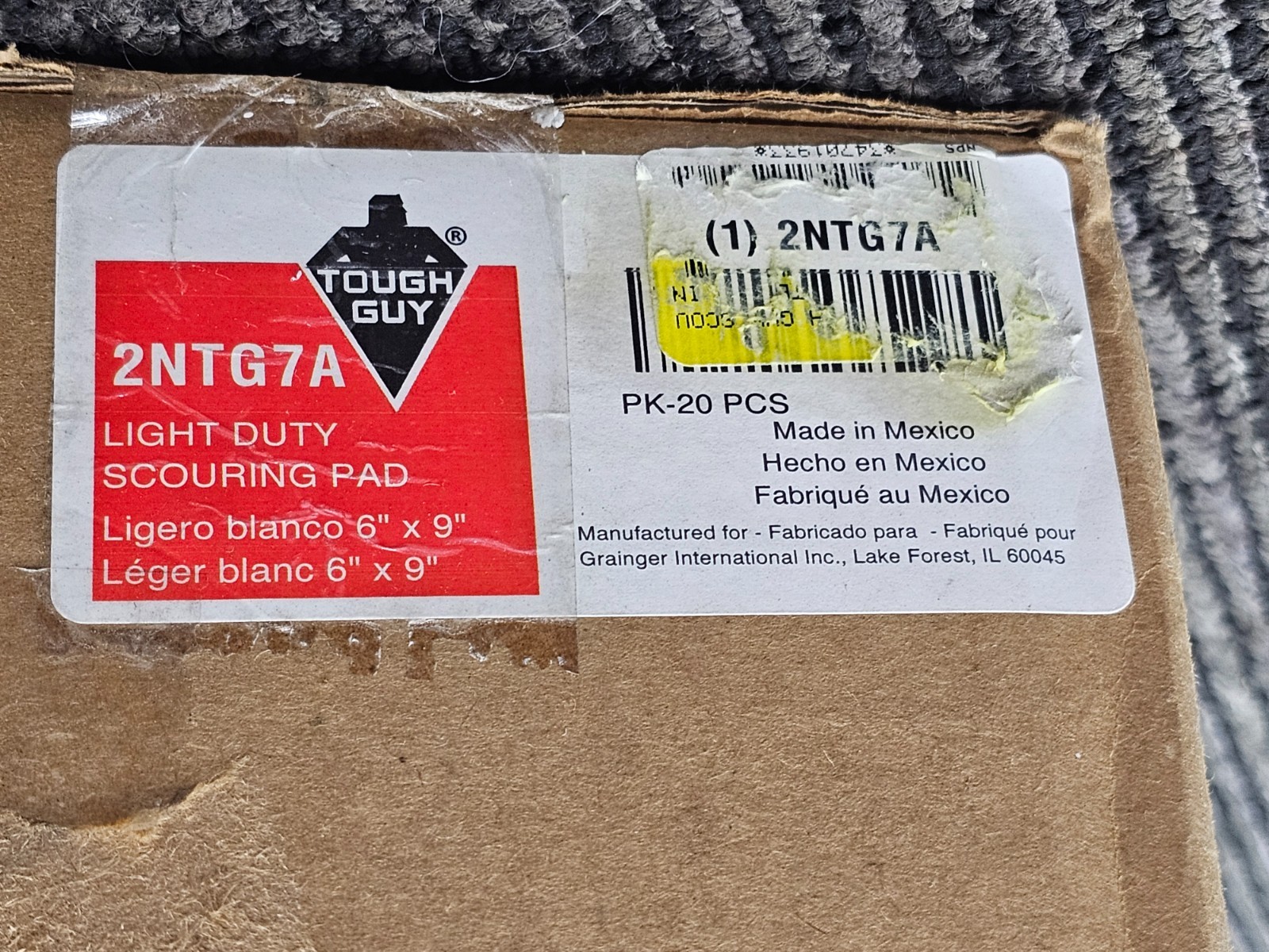 (QTY 20) Tough Guy 2NTG7A 9 in L x 6 in W x 1/4 in H, Scouring Pad, Polyester