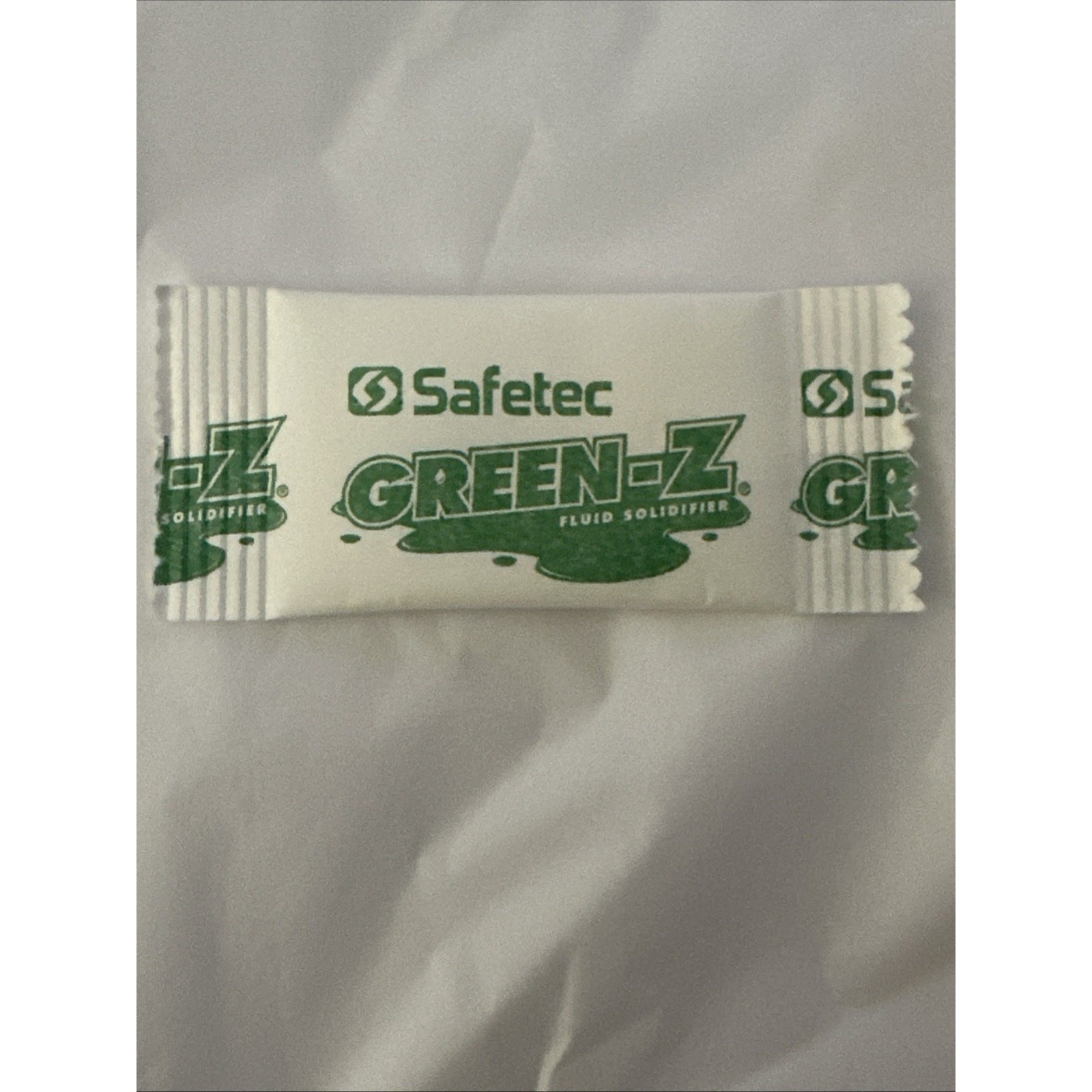 Safetec Green-Z Solidifier Fluids Absorbent Powder 0.14oz 4g. 20 -Packets