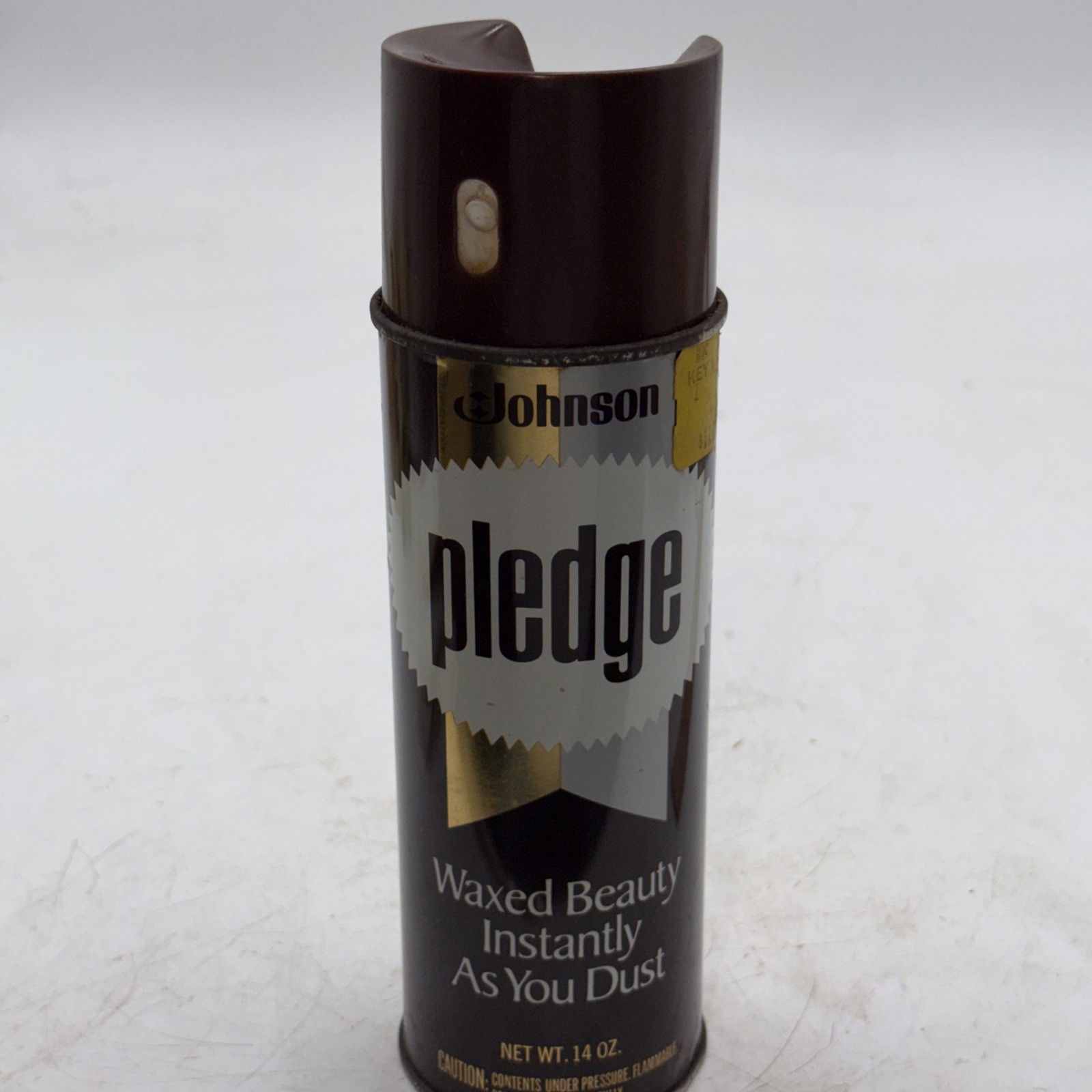 Rare Original Pledge Dusting Wax Aerosol Spray Can No UPC Code 14 Oz. Movie Prop