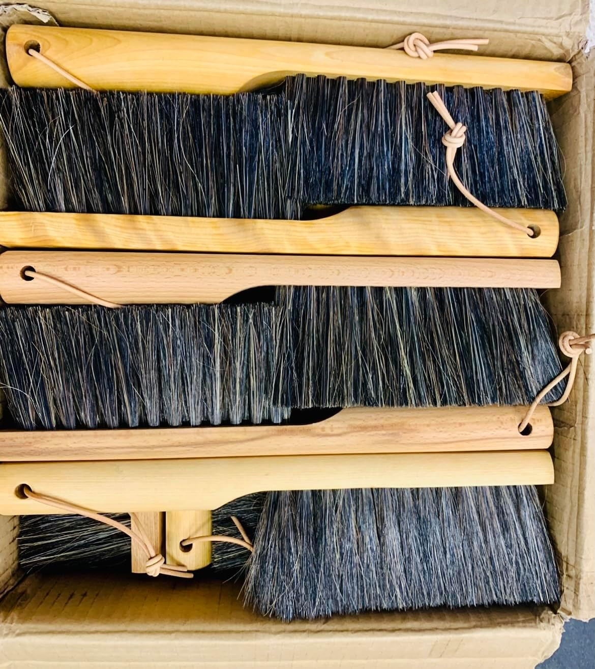 Dustpan Bench Woodworking Brush-USA 13 inch Horsehair Brushes are Used for Count