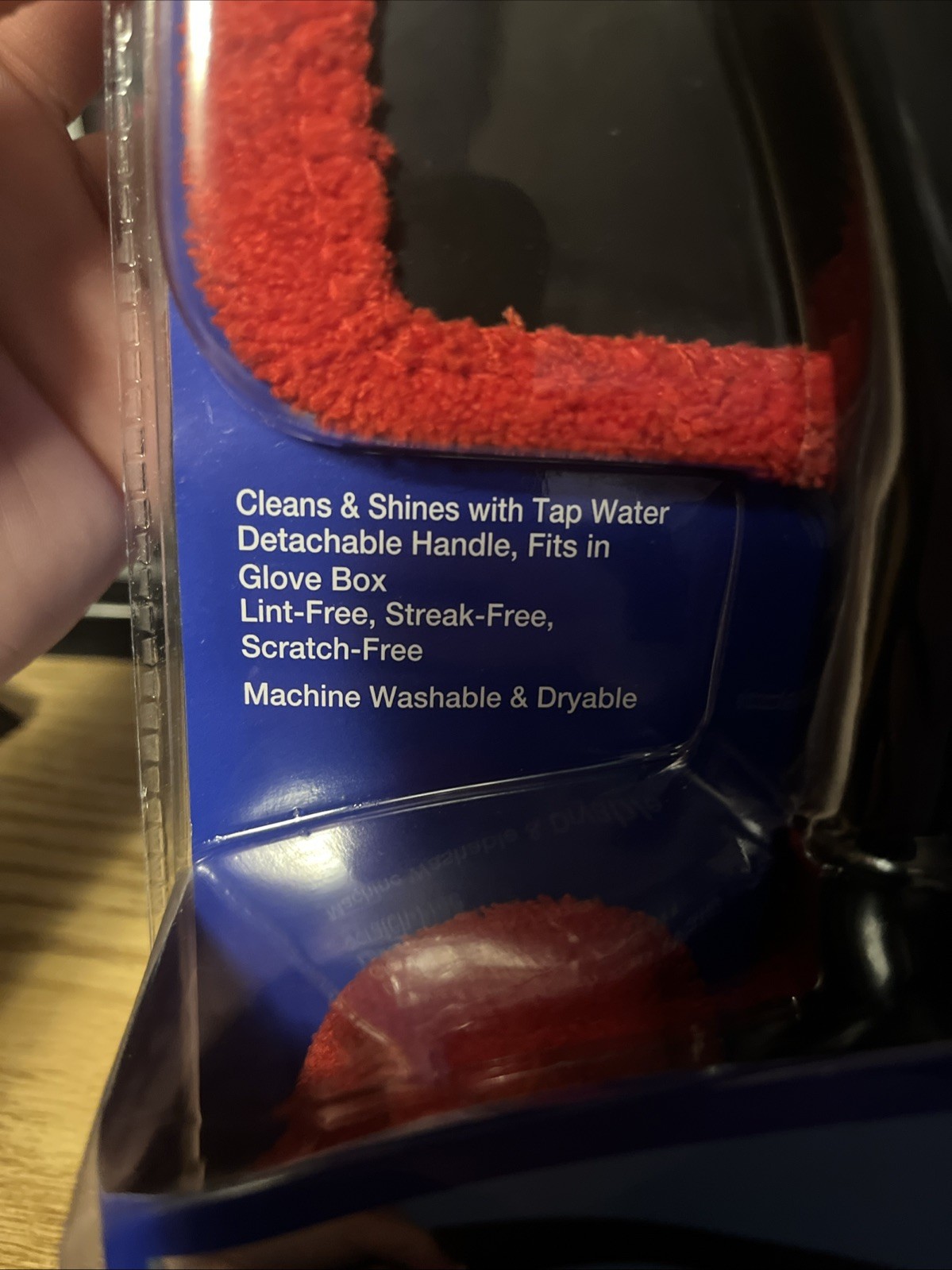 Microfiber Windshield Cleaning Towel/Wand Tool w Spray Bottle
