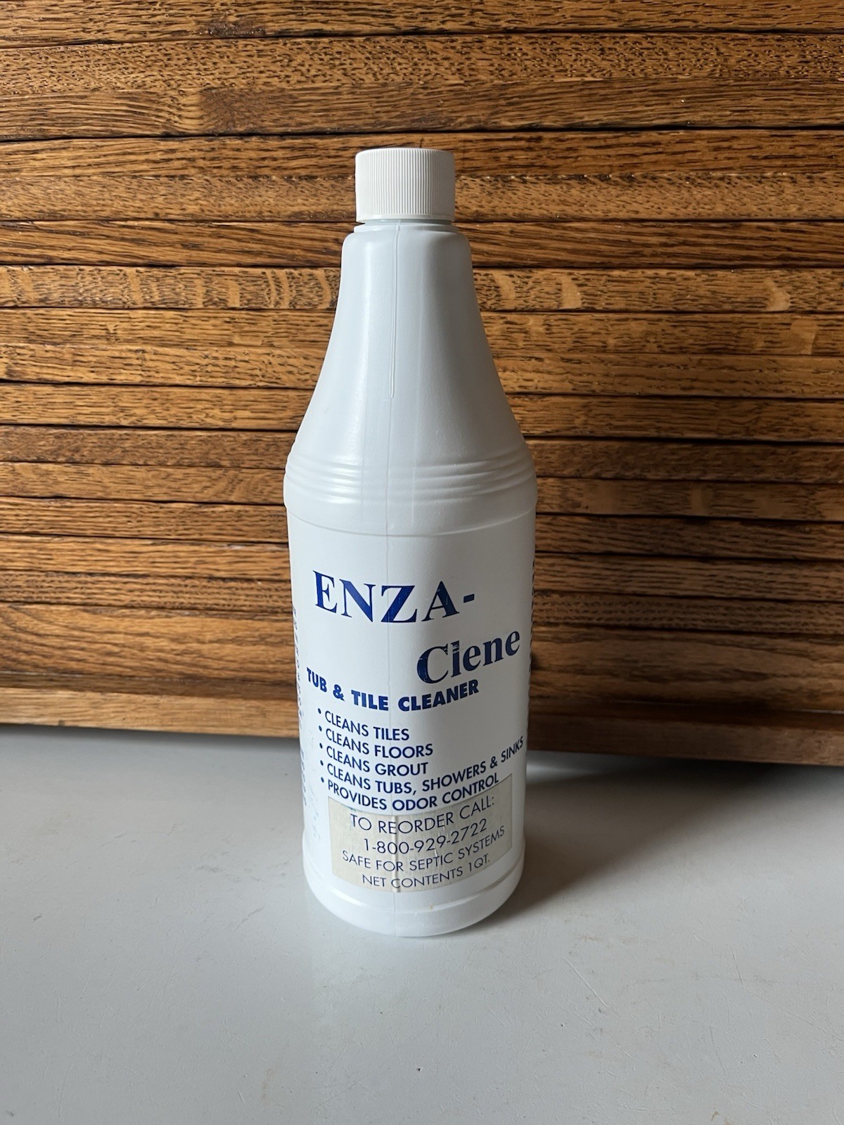 ENZA-Clene Tub & Tile Cleaner 1 Quart Cleans Tiles Floors Grout Tubs Shower Sink