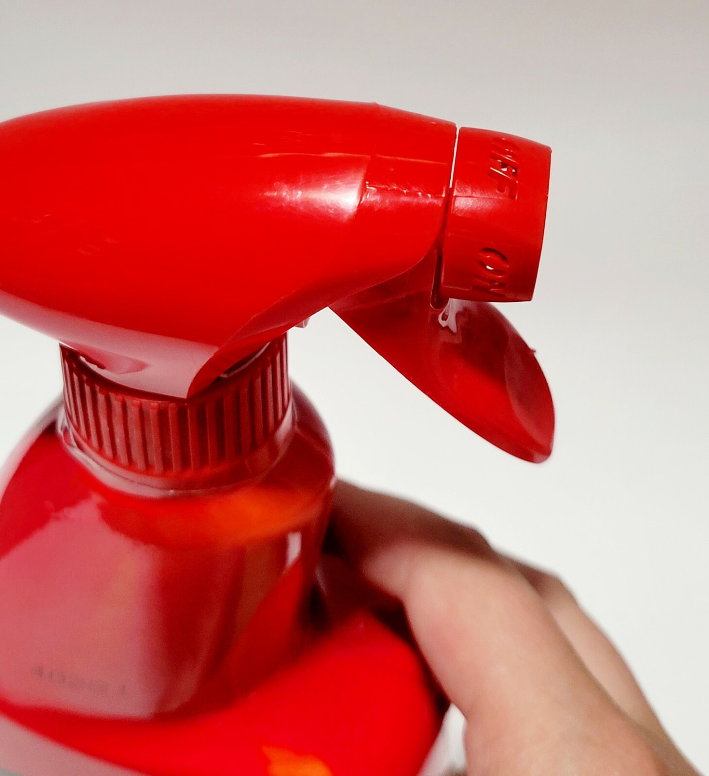 Magic Grout Cleaner, 30 fl oz, New Spray Bottle, Lifts Stains From Grout