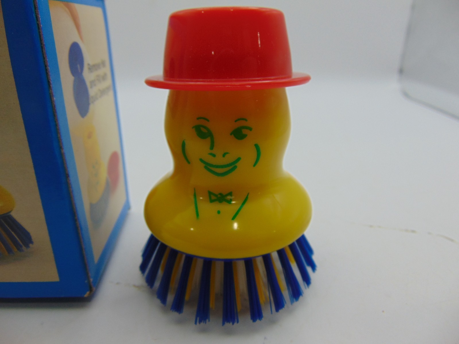 Mr. Scrub Refillable Pan Cleaner Scrubber Red Hat Yellow Face Taiwan Vintage