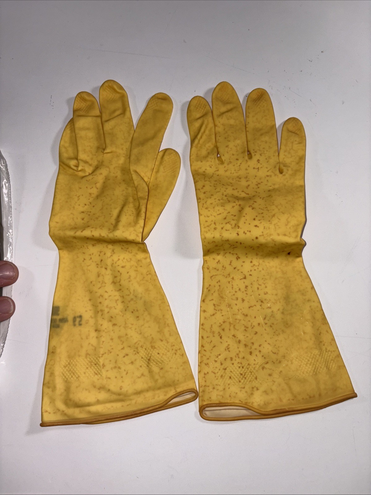 Marigold Industrial Yellow Rubber Gloves W62Y Size: Small 12 Pairs NEW!