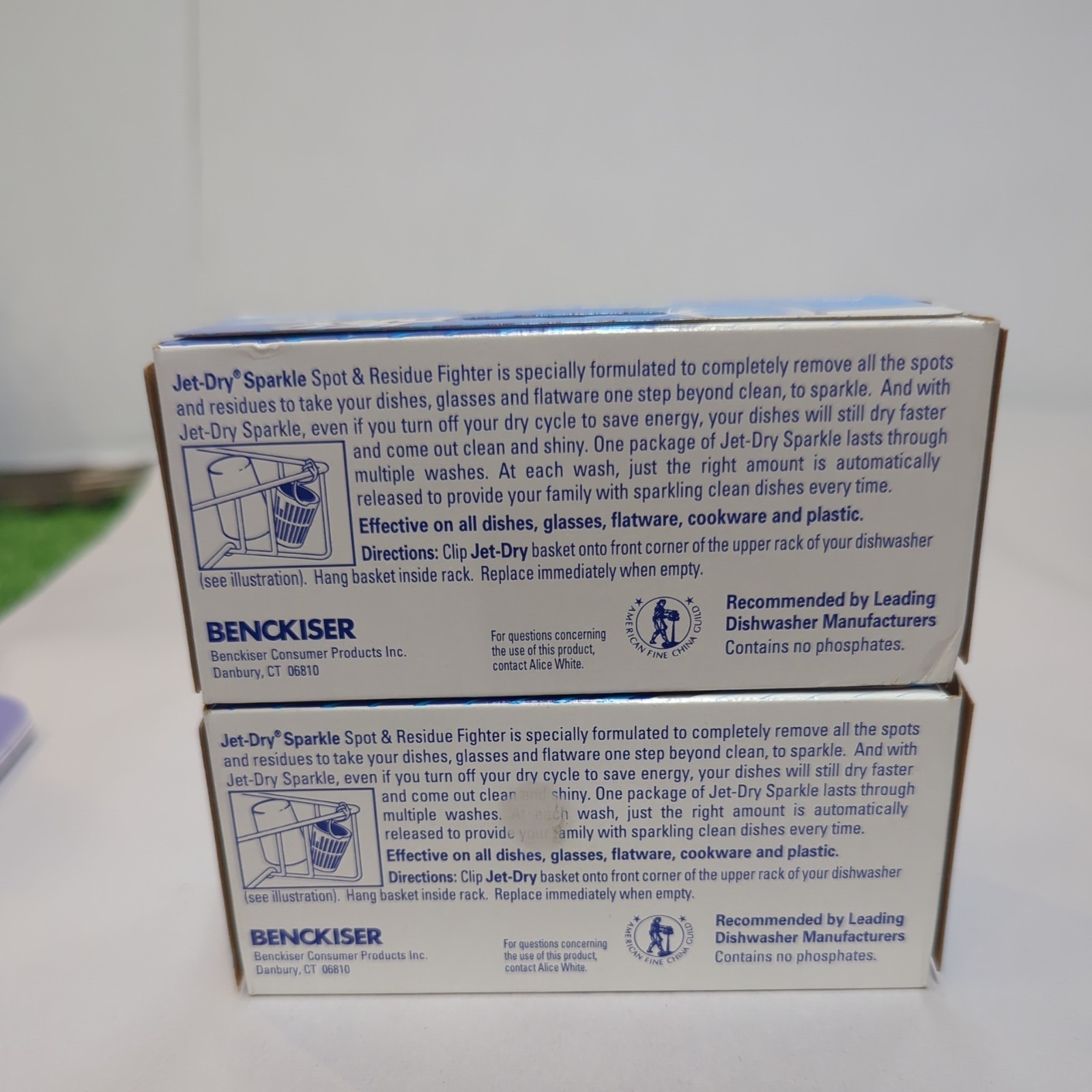2 Boxes of 2 Jet-Dry Sparkle Solid Jet-Dry Rinse Aid (blue) Baskets