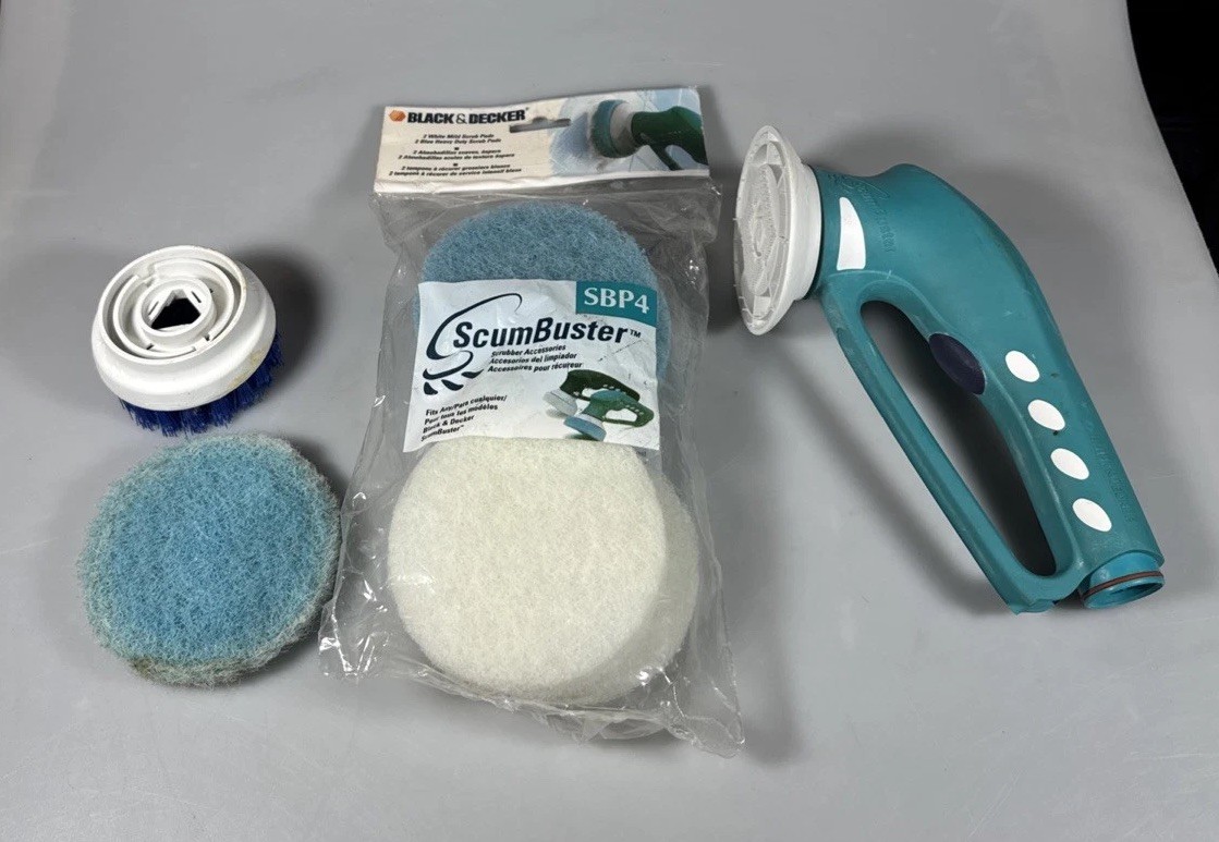 Black & Decker ScumBuster Tool & Parts Cordless Tub Tile Scrubber NO BATTERY