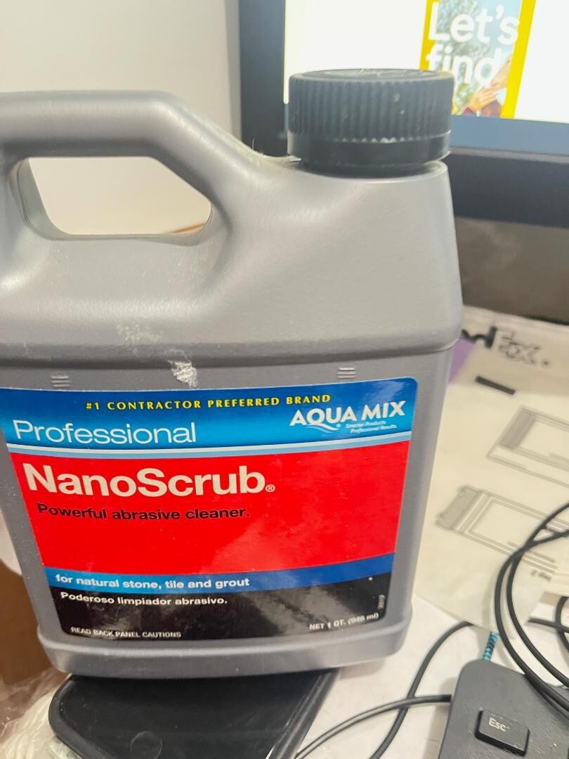 USED Aqua Mix NanoScrub Powerful Abrasive Cleaner Quart 1 QT(A3)