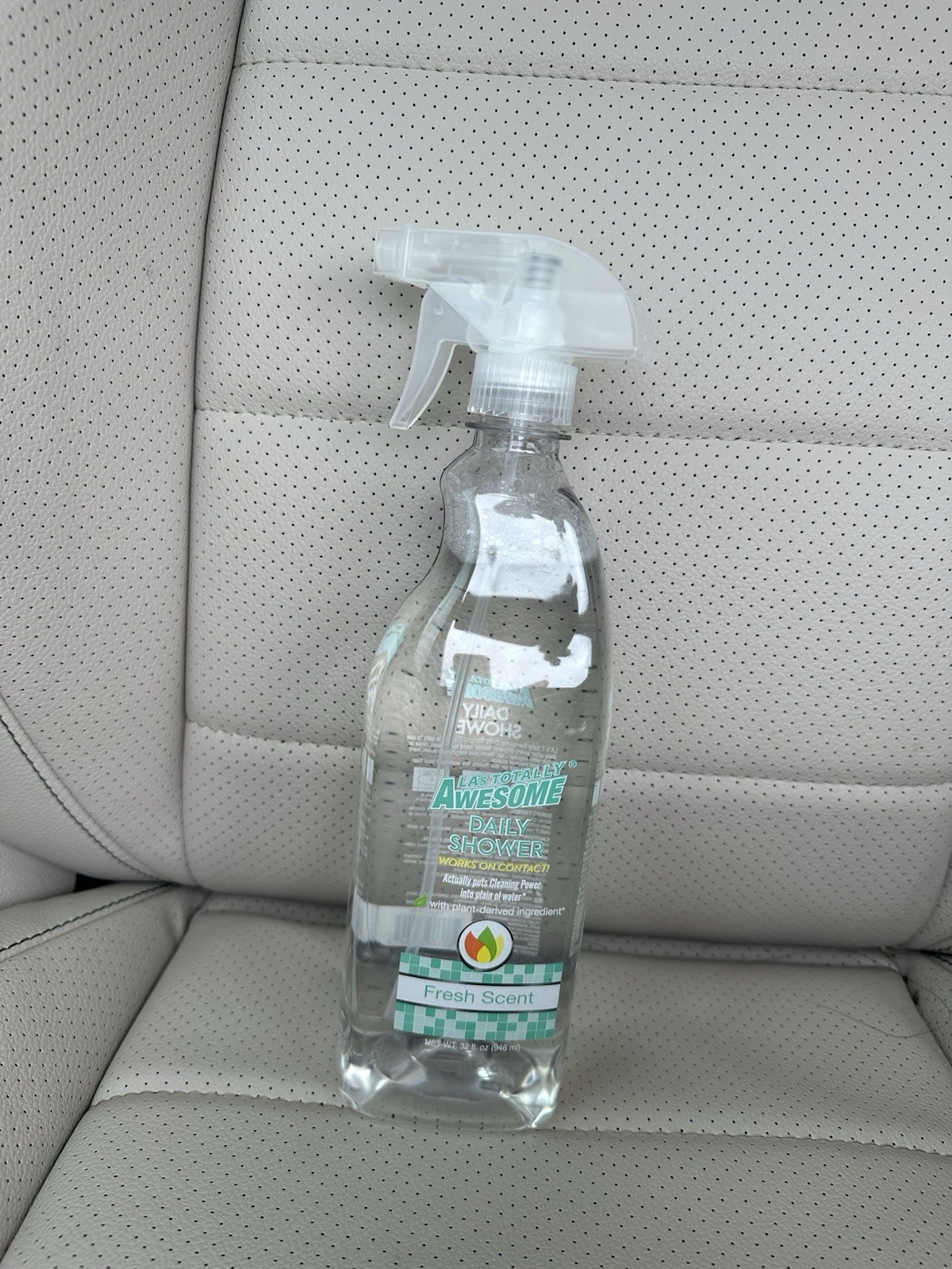 LAs Totally Awesome Daily Shower Cleaner Fresh Scent 32oz New