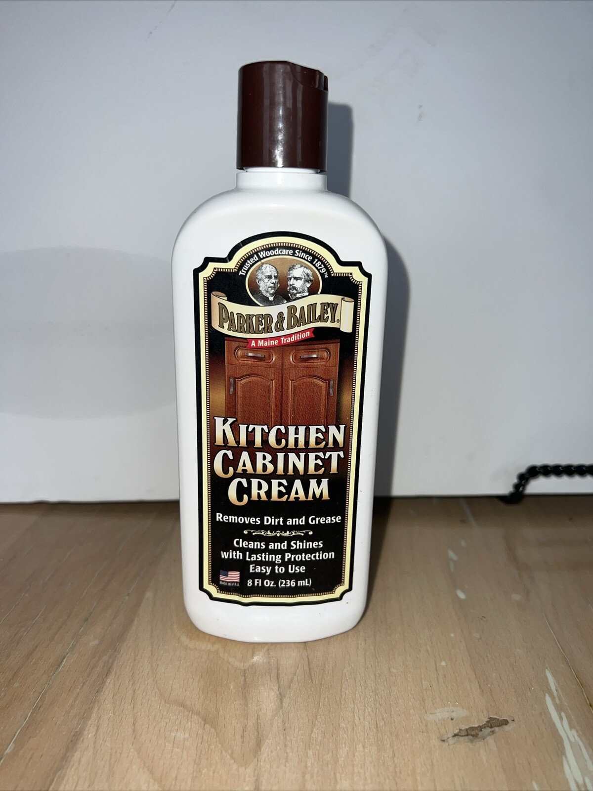 Parker & Bailey 580465 Kitchen Cabinet Cream, 8oz- Half Full