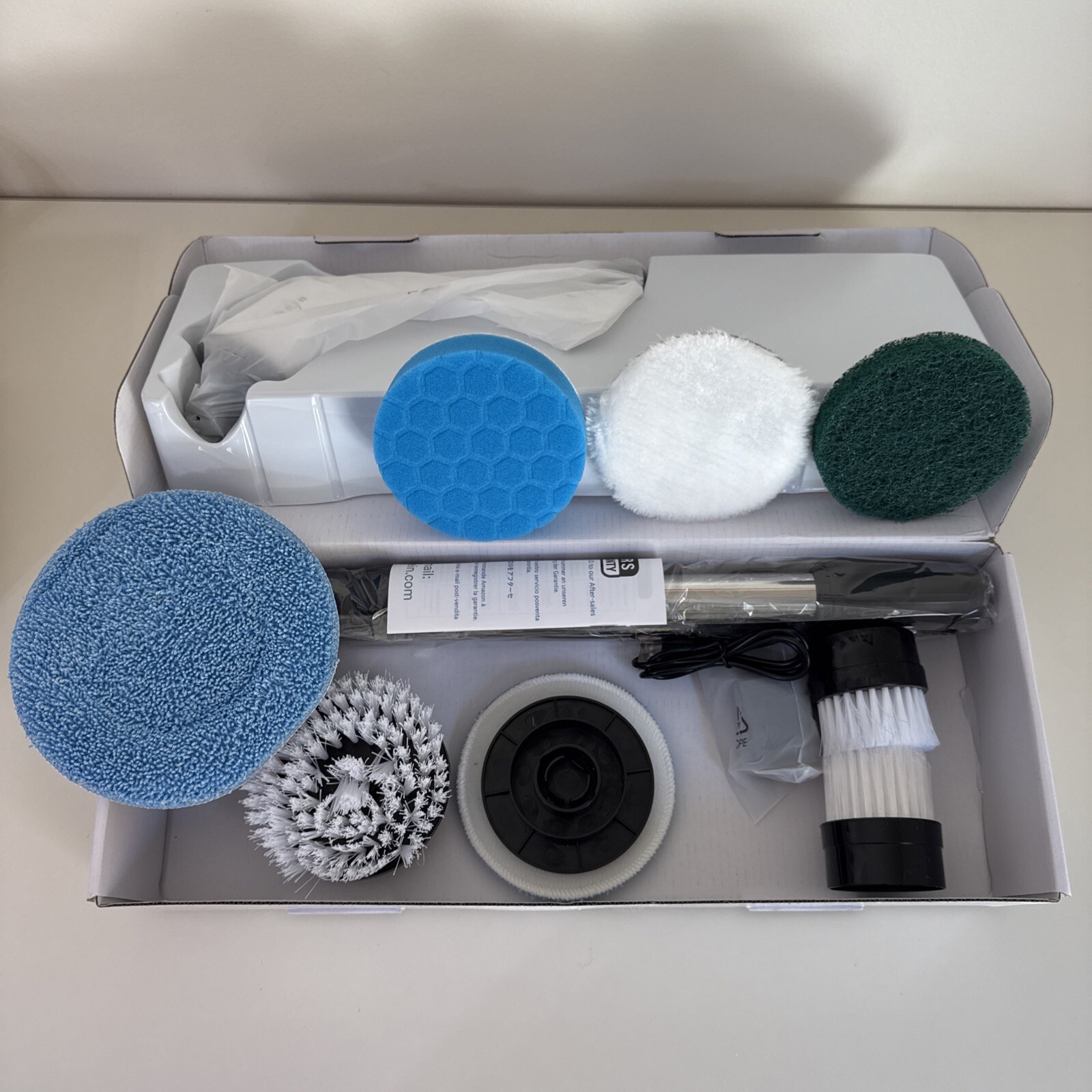 Leebein Electric Spin Scrubber, Cordless Cleaning with 8 Replaceable Brushes NEW