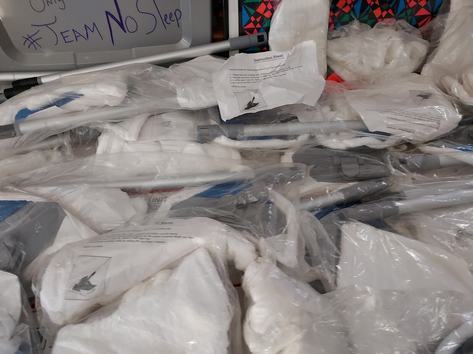 Lot Of 25 Pieces Extendable Tub And Tile Scrubber + Heads See Photos T3#79
