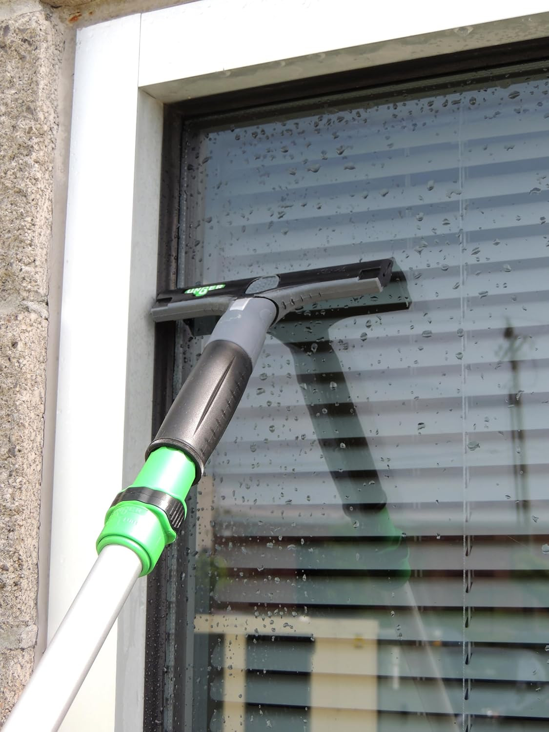 Commercial Ergotec® Ninja 4″ Glass Scraper with Blade and Safety Cap – Adjustabl
