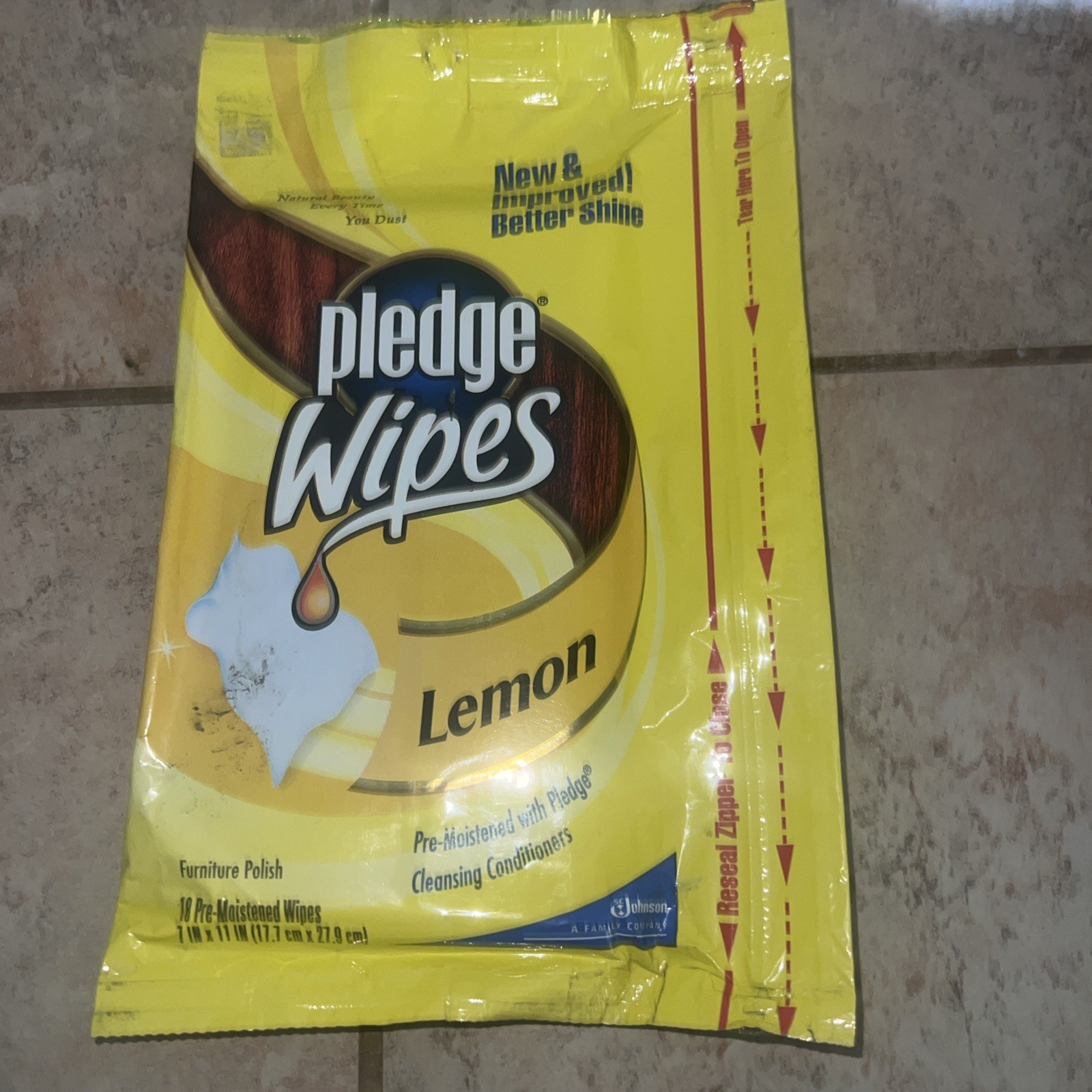 Pledge Furniture Polish Wipes Lemon 18ct Resealable Package Movie Prop *READ*