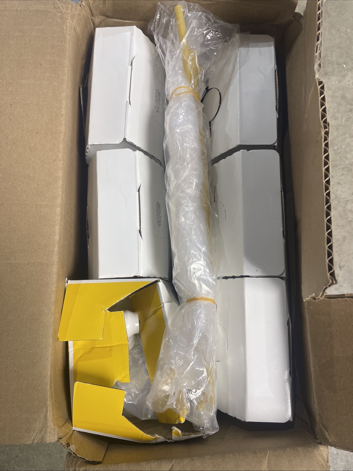 6 Pack Diversey High Mileage ProX Floor Finish 2.5L Each 101110007 Opened Box