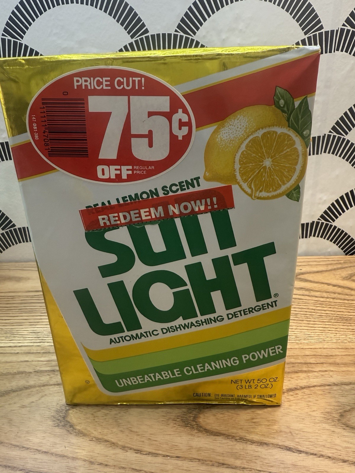 Vintage Sun Light Automatic Dishwasher Powder Lemon Detergent 50 Oz Prop