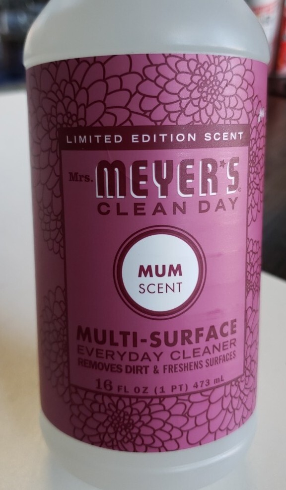 Mrs. Meyer’s Clean Day Multi-Surface Everyday Cleaner Spray Mum Scent 16 oz
