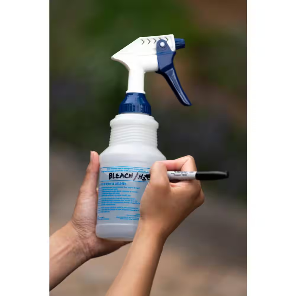 32 Oz. Heavy-Duty Pro Wide Mouth Bleach Resistant Spray Bottle (4-Pack)