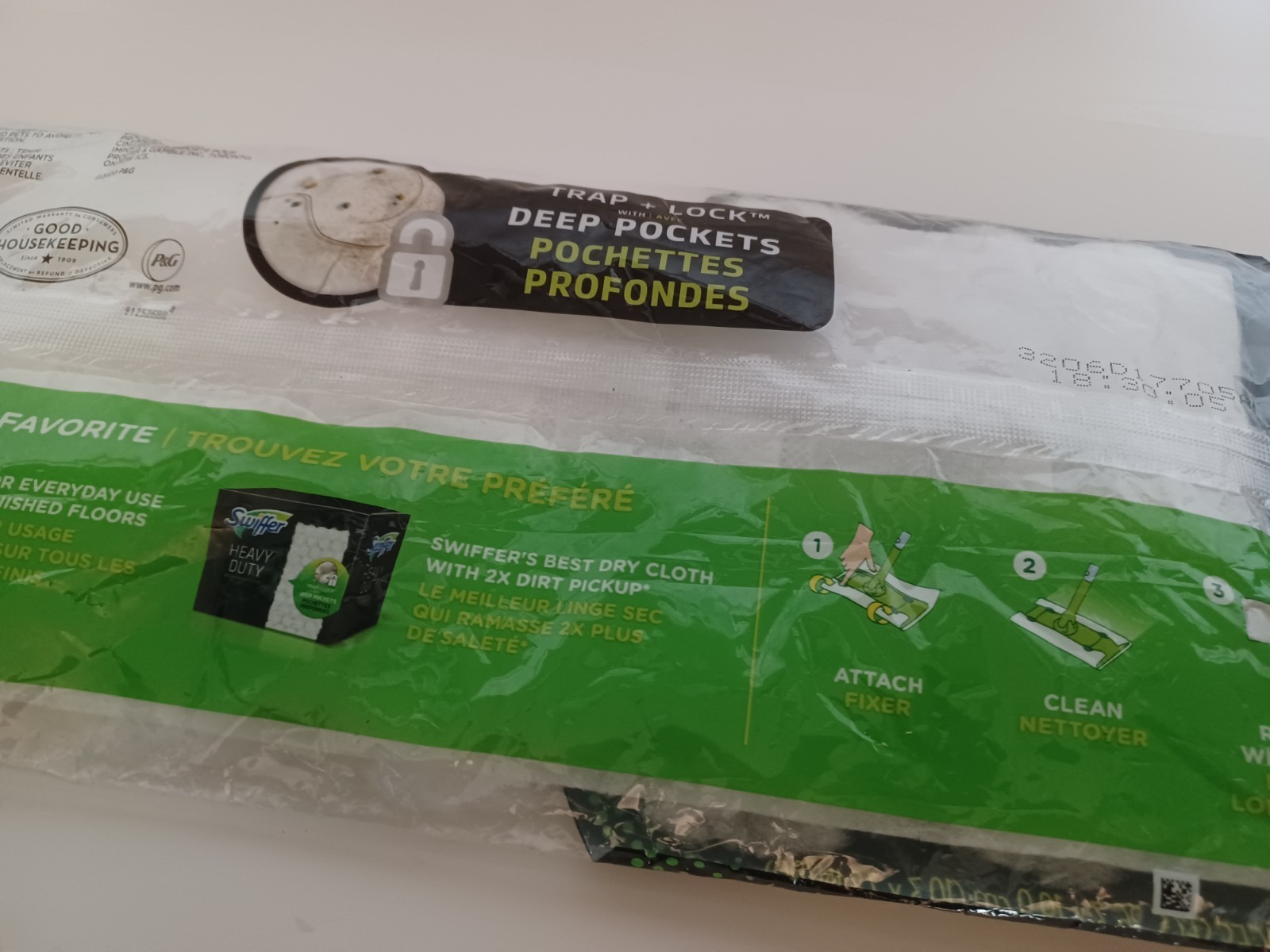 Swiffer Heavy Duty Dry Sweeping Cloths Deep Pockets Total 2 Dry Cloths -OPEN