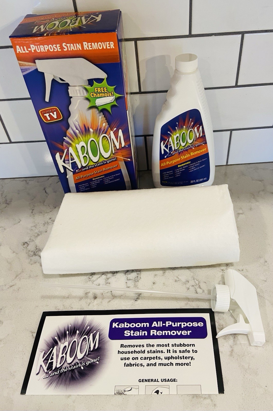 NEW IN BOX ~ KABOOM 20 FL OZ ALL-PURPOSE STAIN REMOVER WITH CHAMOIS & NOZZLE
