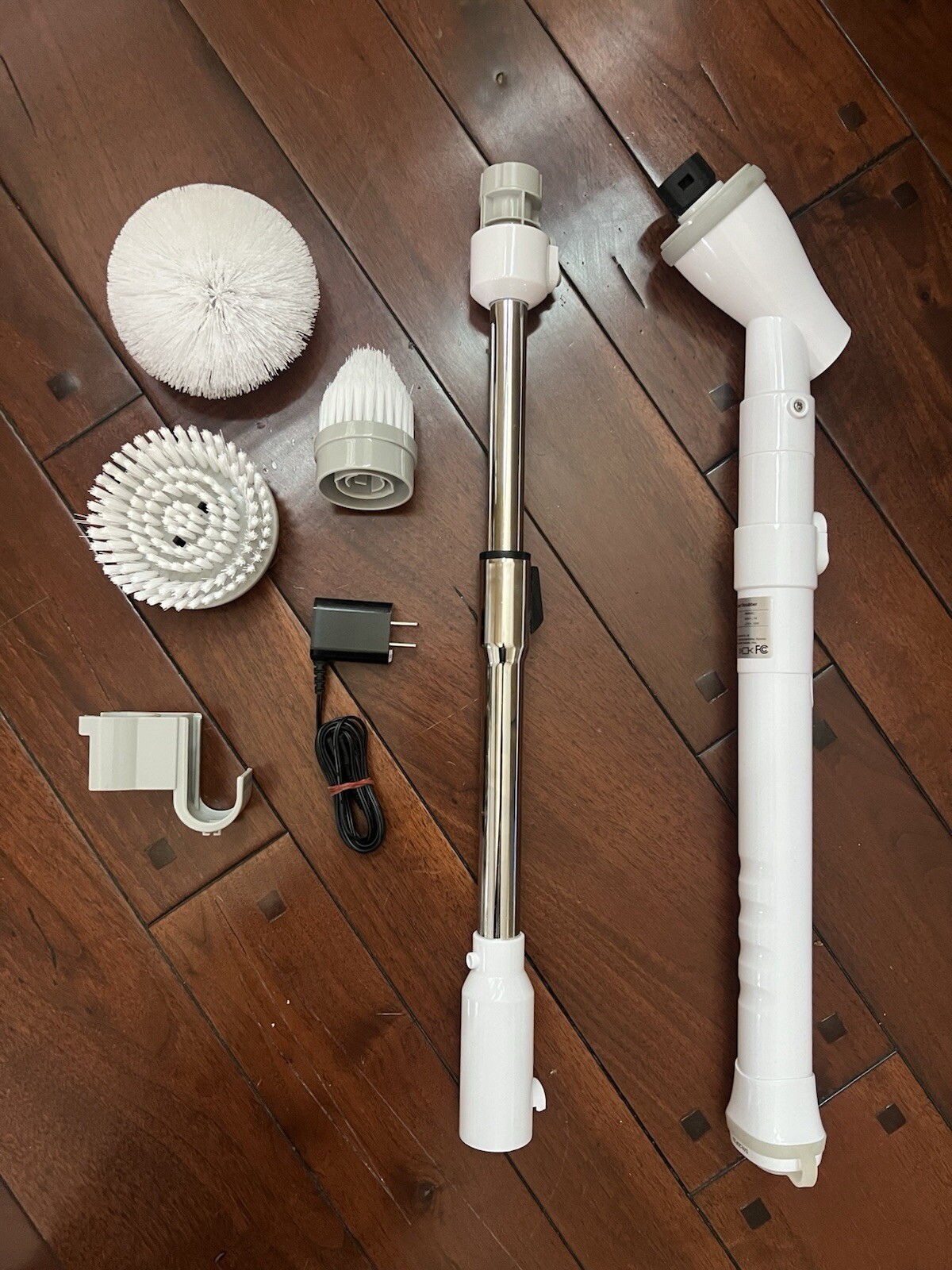 Cordless Spin Brush RECHARGEABLE Bathroom Kitchen Scrubber EXTENDABLE Homitt