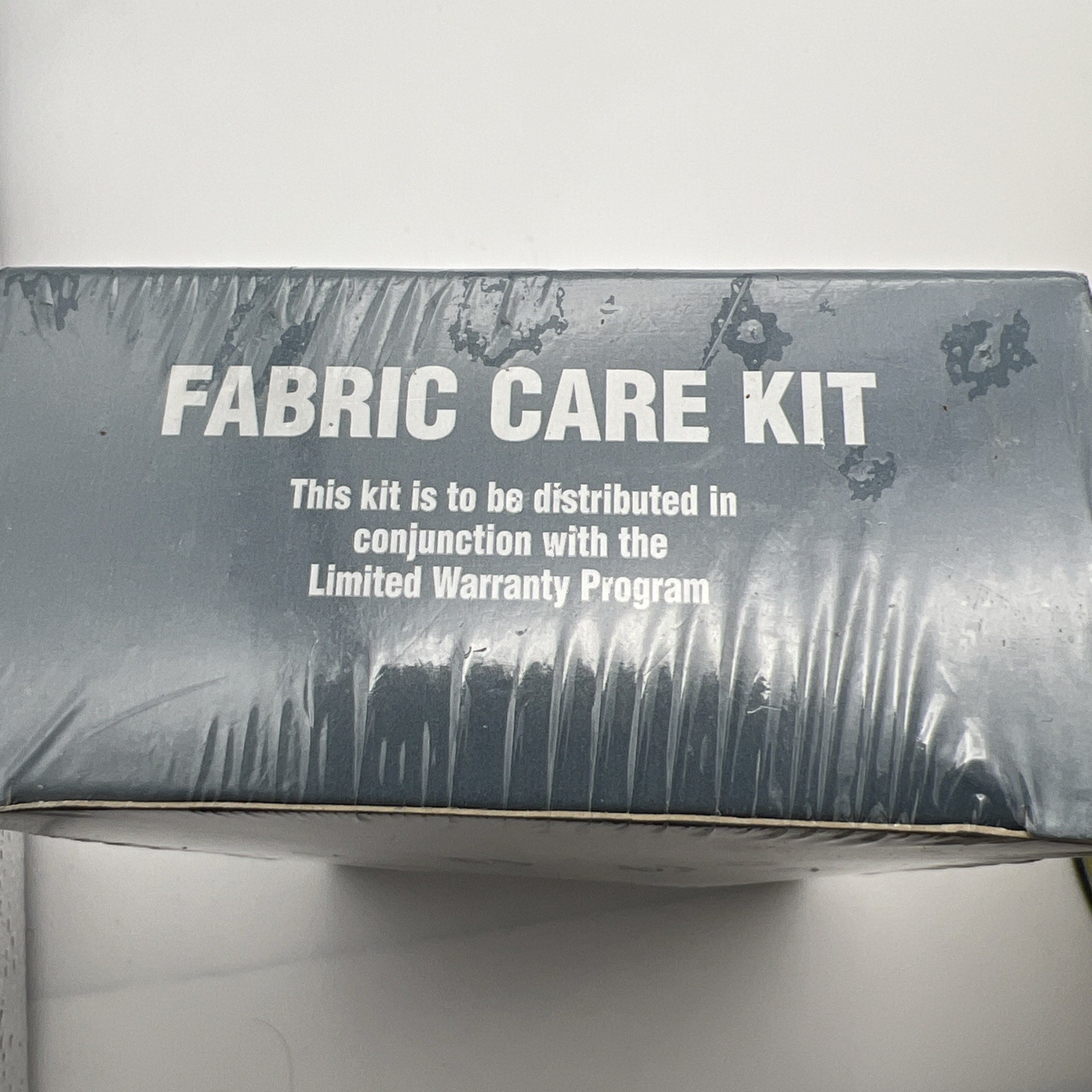 Fabric Care Kit 4 Oz Fabric Clean 4 Oz Fabric Protector Application Cloth Sponge