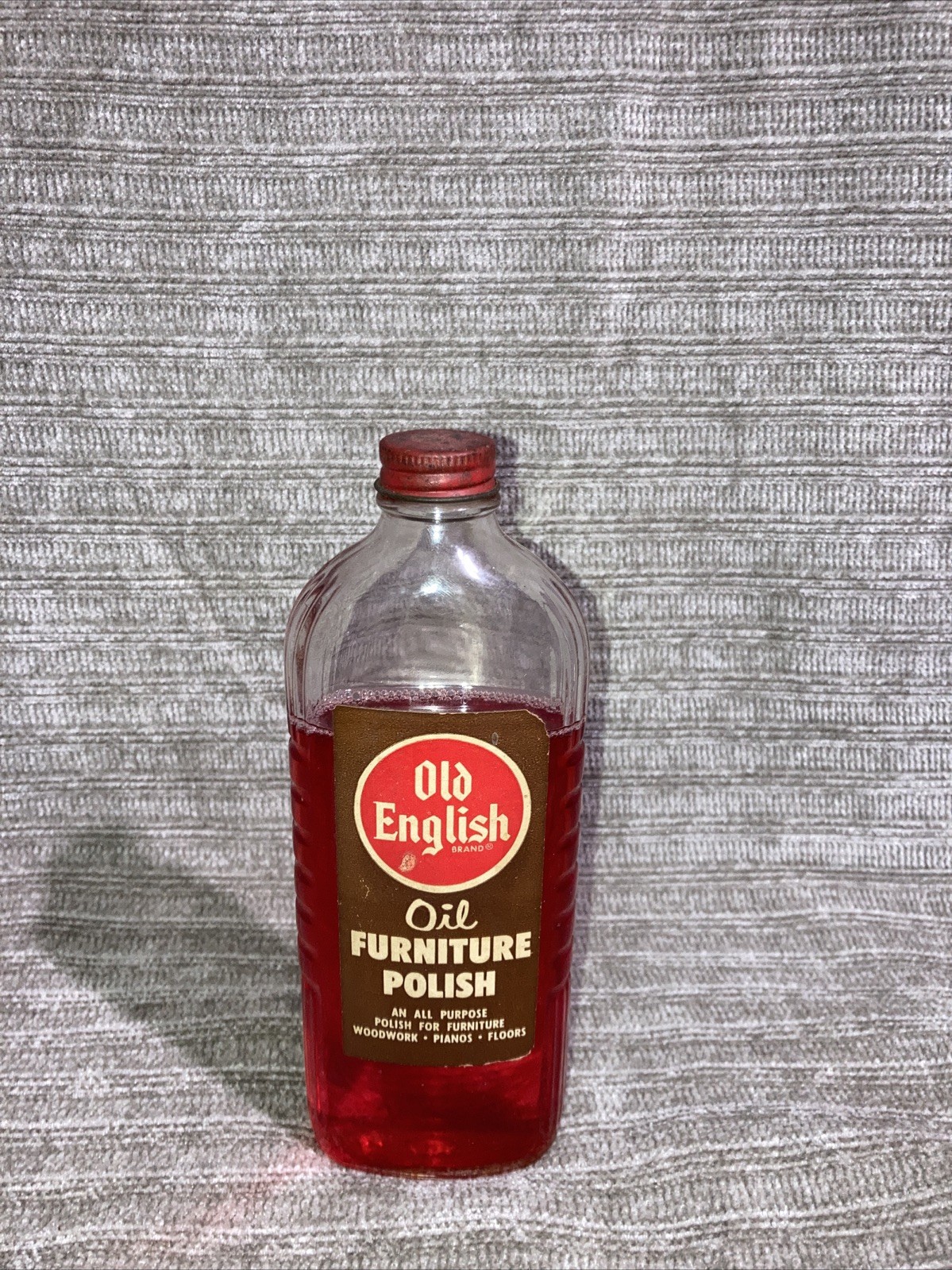 Vintage Old English Red Oil Furniture Polish 8oz Glass Bottle Metal Cap 80% Full
